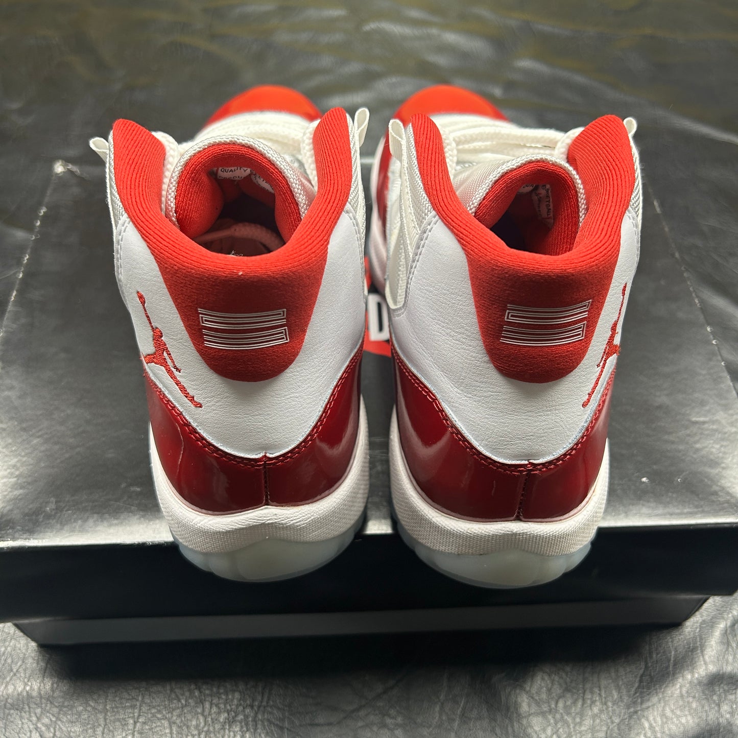 Jordan 11 Retro Cherry (Pre-Owned) (9.5)