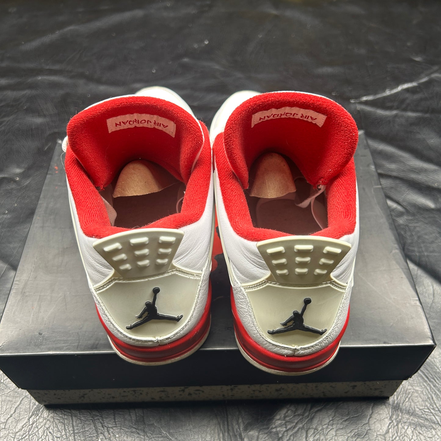 Jordan 4 Retro Alternate 89 (Pre-Owned) Size 11