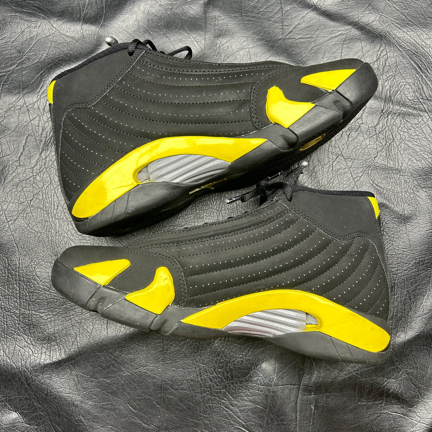 Jordan 14 Retro Thunder (Pre-Owned) Size 9