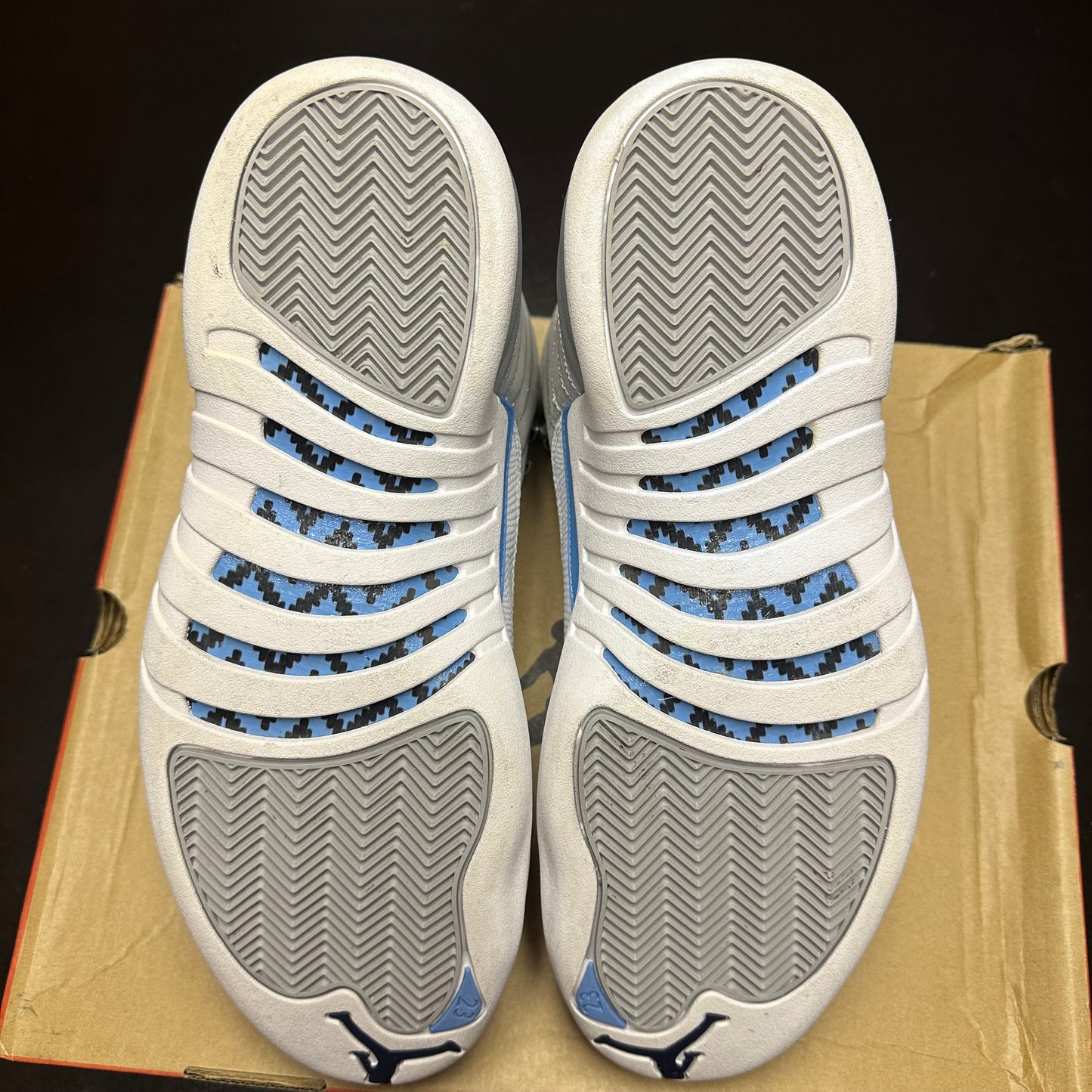 Jordan 12 Retro Grey University Blue (Pre-Owned) (12)