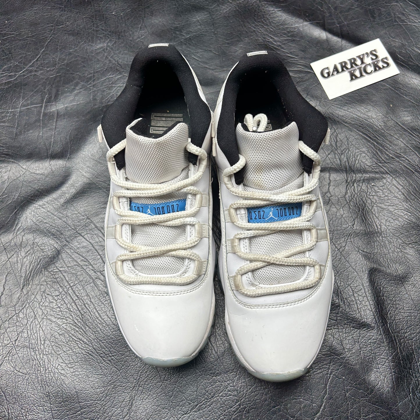 Jordan 11 Retro Low Legend Blue (Pre-Owned) Size 9