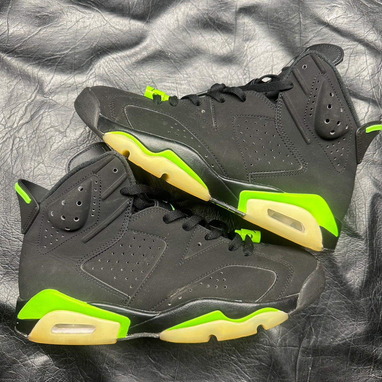 Jordan 6 Retro Electric Green (Pre-Owned) (10) *NO BOX*
