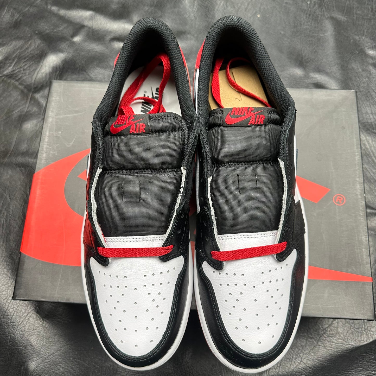 Jordan 1 Low Black Toe
