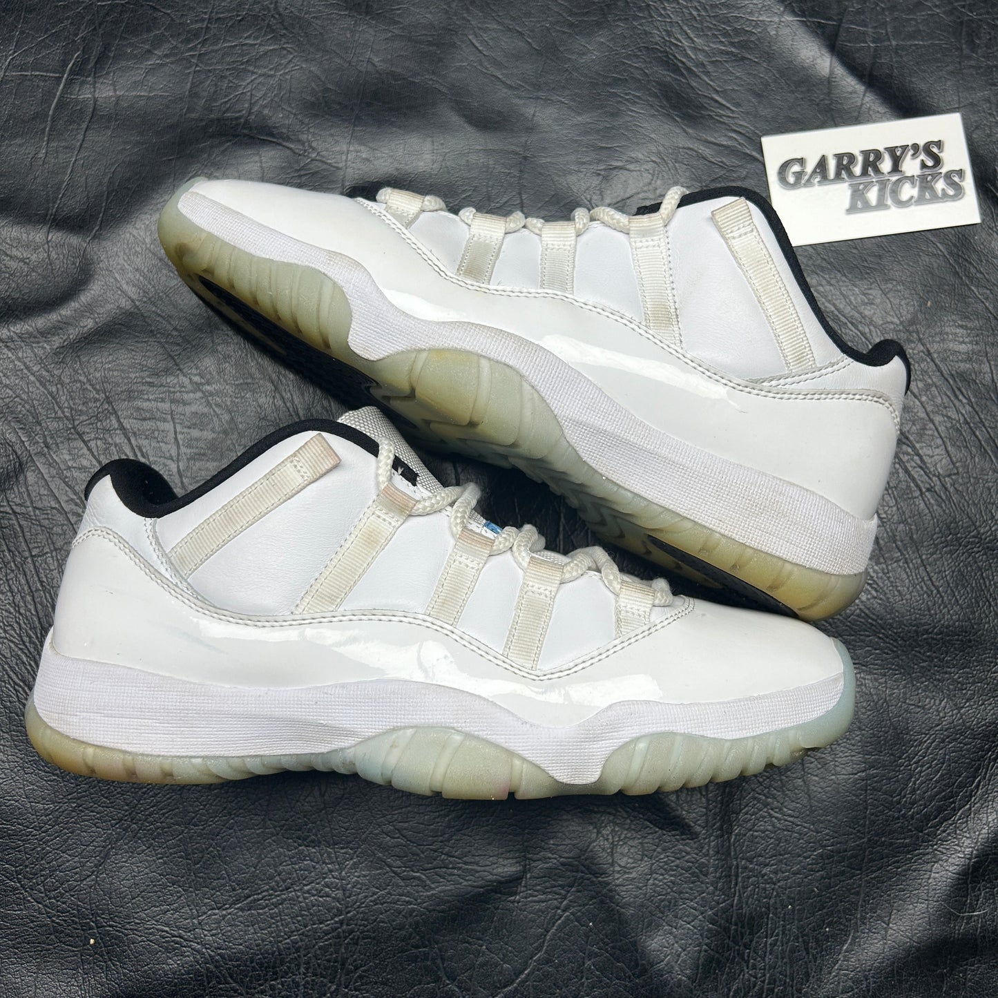Jordan 11 Retro Low Legend Blue (Pre-Owned) Size 9