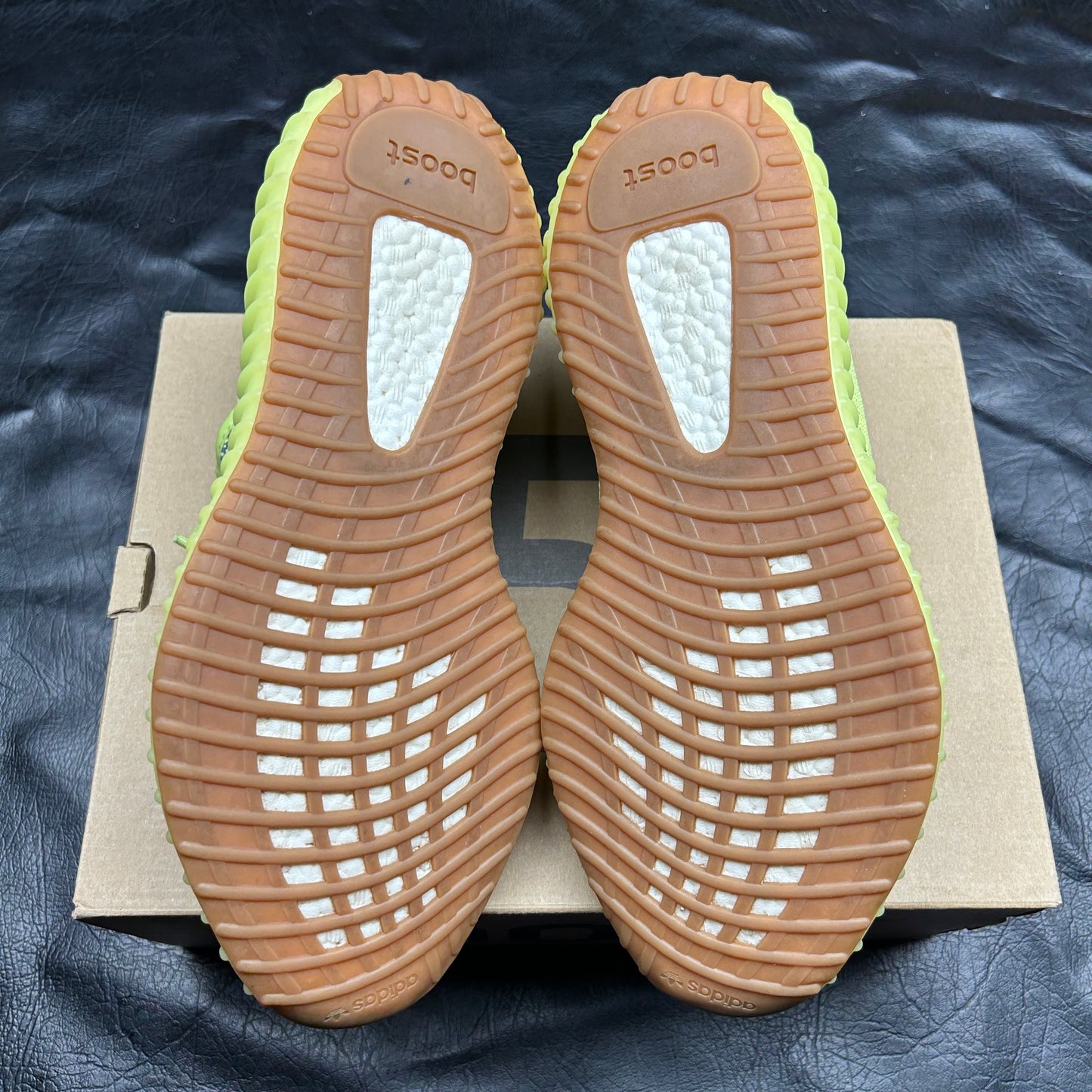 Yeezy Boost 350 V2 Semi Frozen Yellow (Pre-Owned) (11)