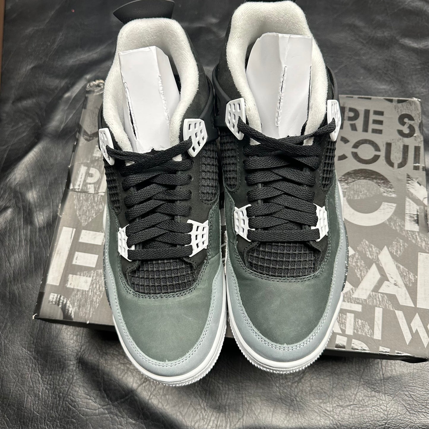 Jordan 4 Retro Fear