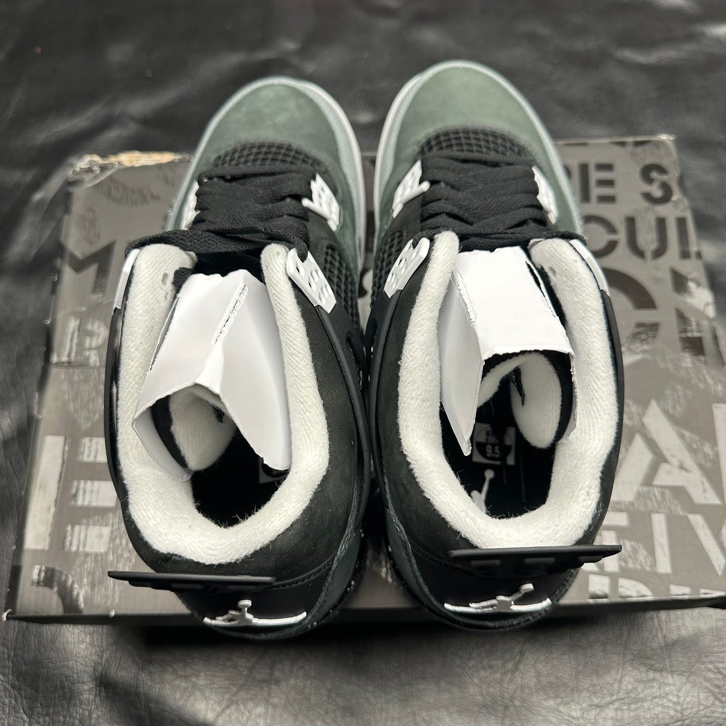 Jordan 4 Retro Fear