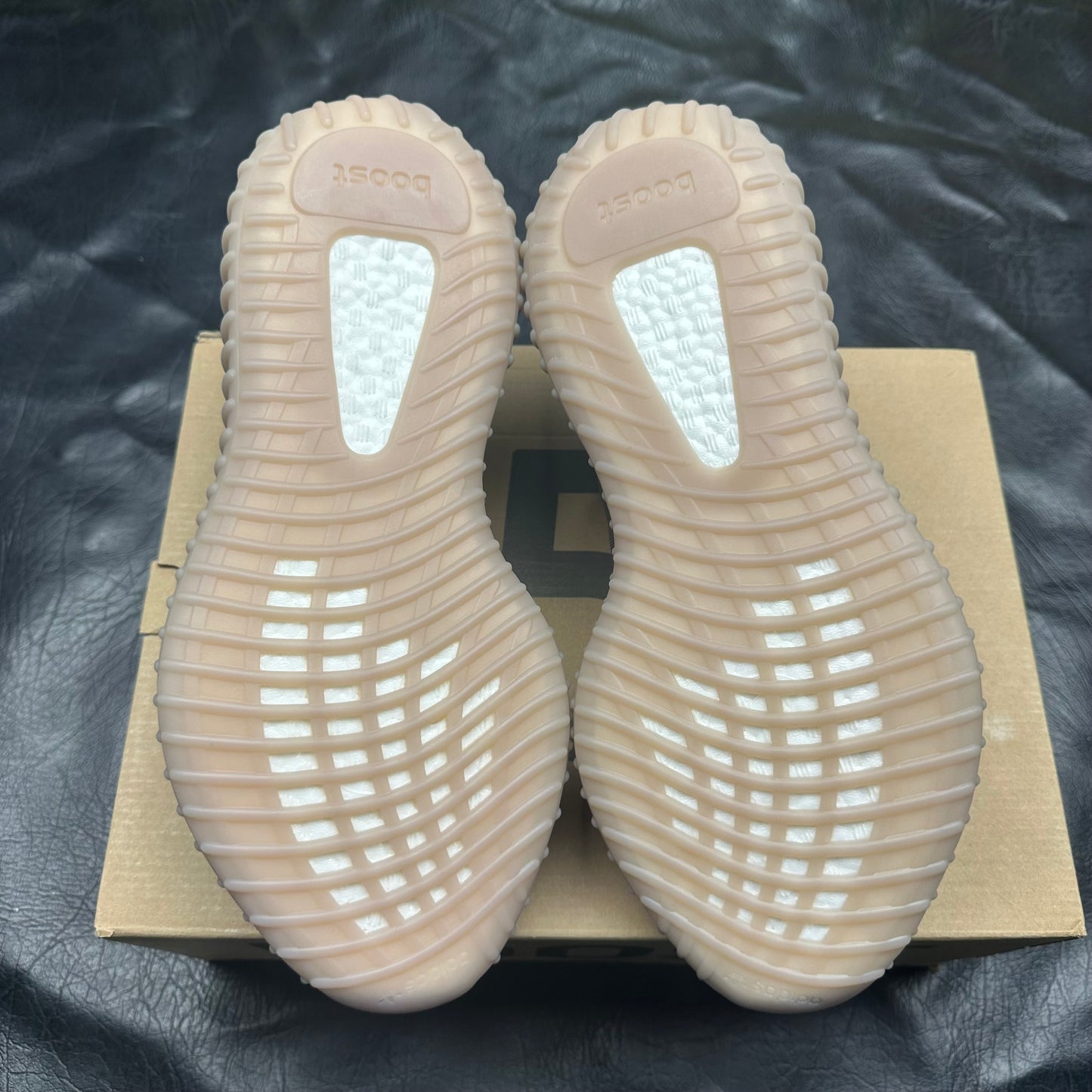 Yeezy Boost 350 V2 Mono Mist