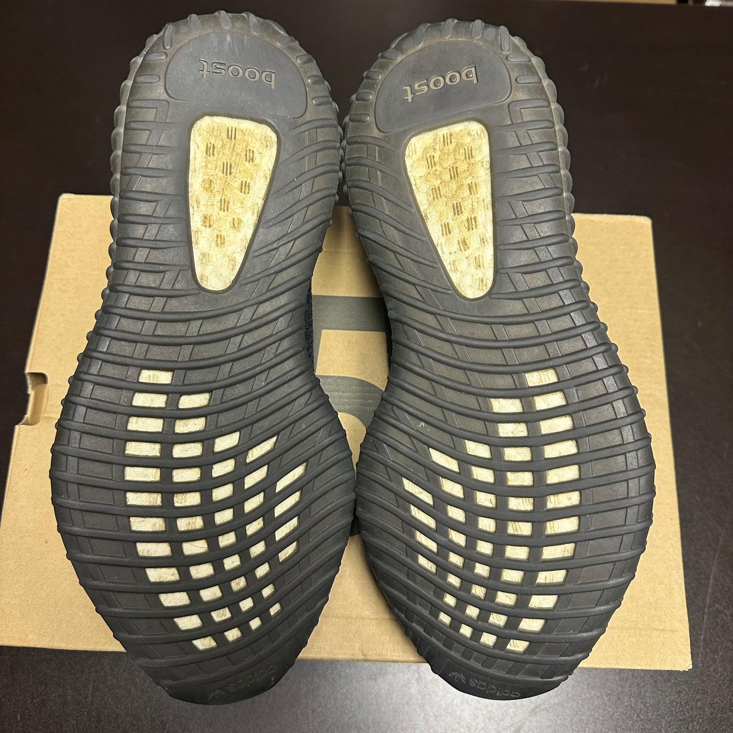 Yeezy Boost 350 V2 Dazzling Blue (Pre-Owned) (10)