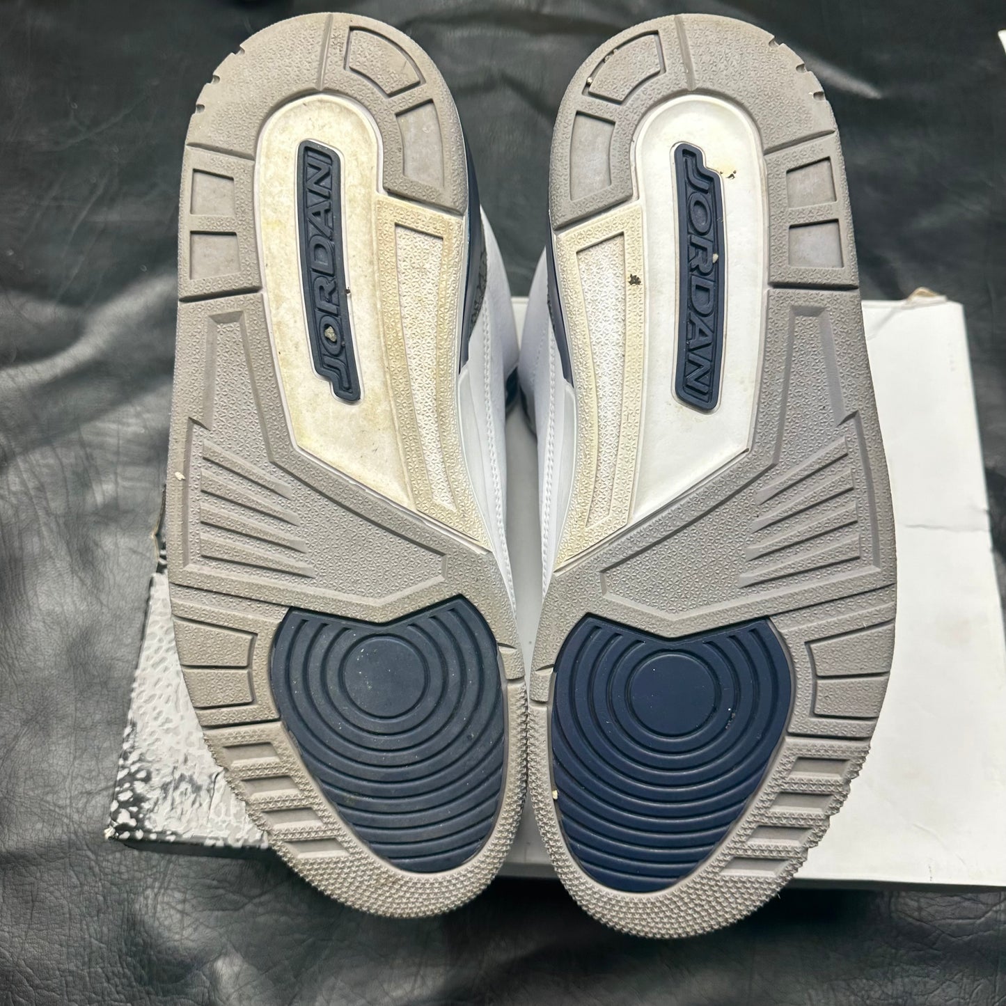 Jordan 3 Retro Midnight Navy (Pre-Owned) (9.5)