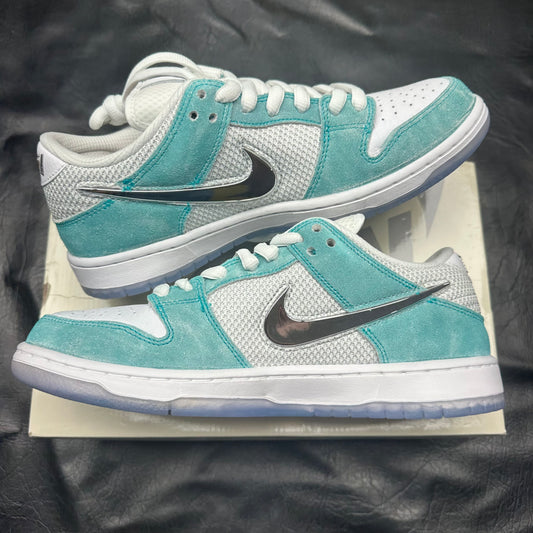 Nike SB Dunk Low April