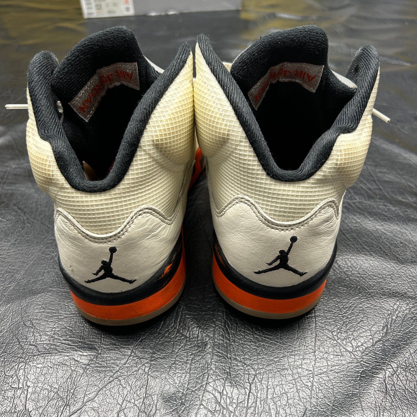 Jordan 5 Retro Shattered Backboard (Pre-Owned) (8)