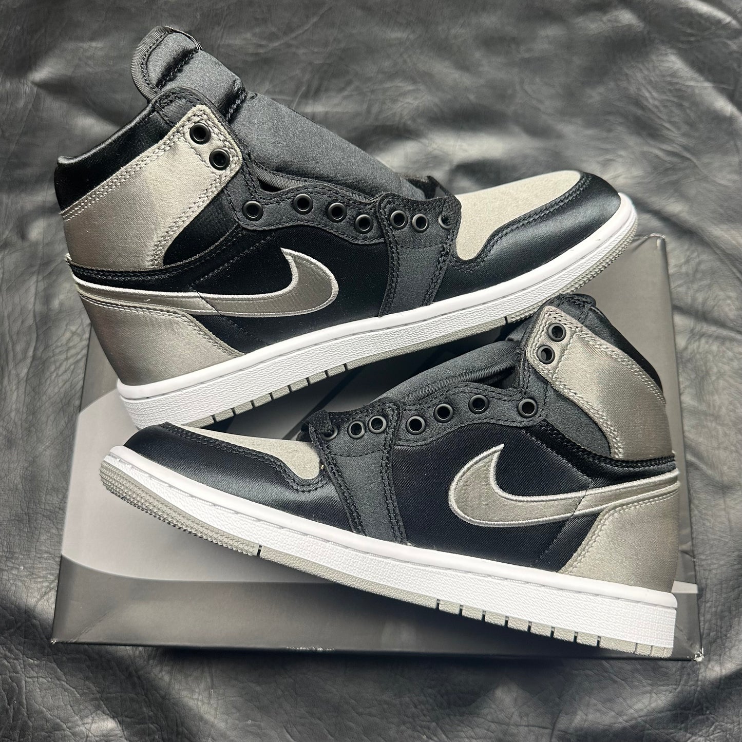 Jordan 1 Retro High Satin Shadow