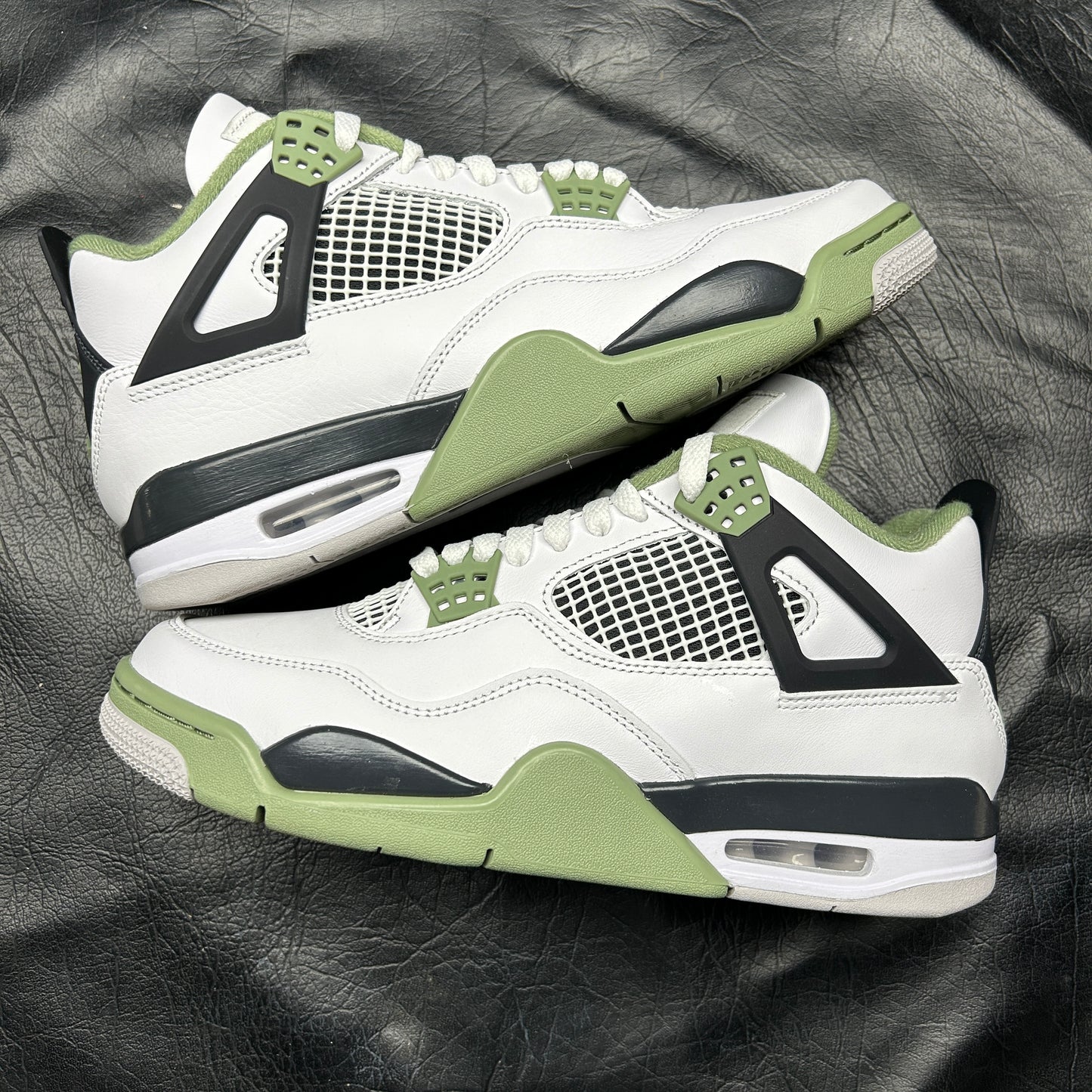 Jordan 4 Retro Seafoam (W) (Pre-Owned)
