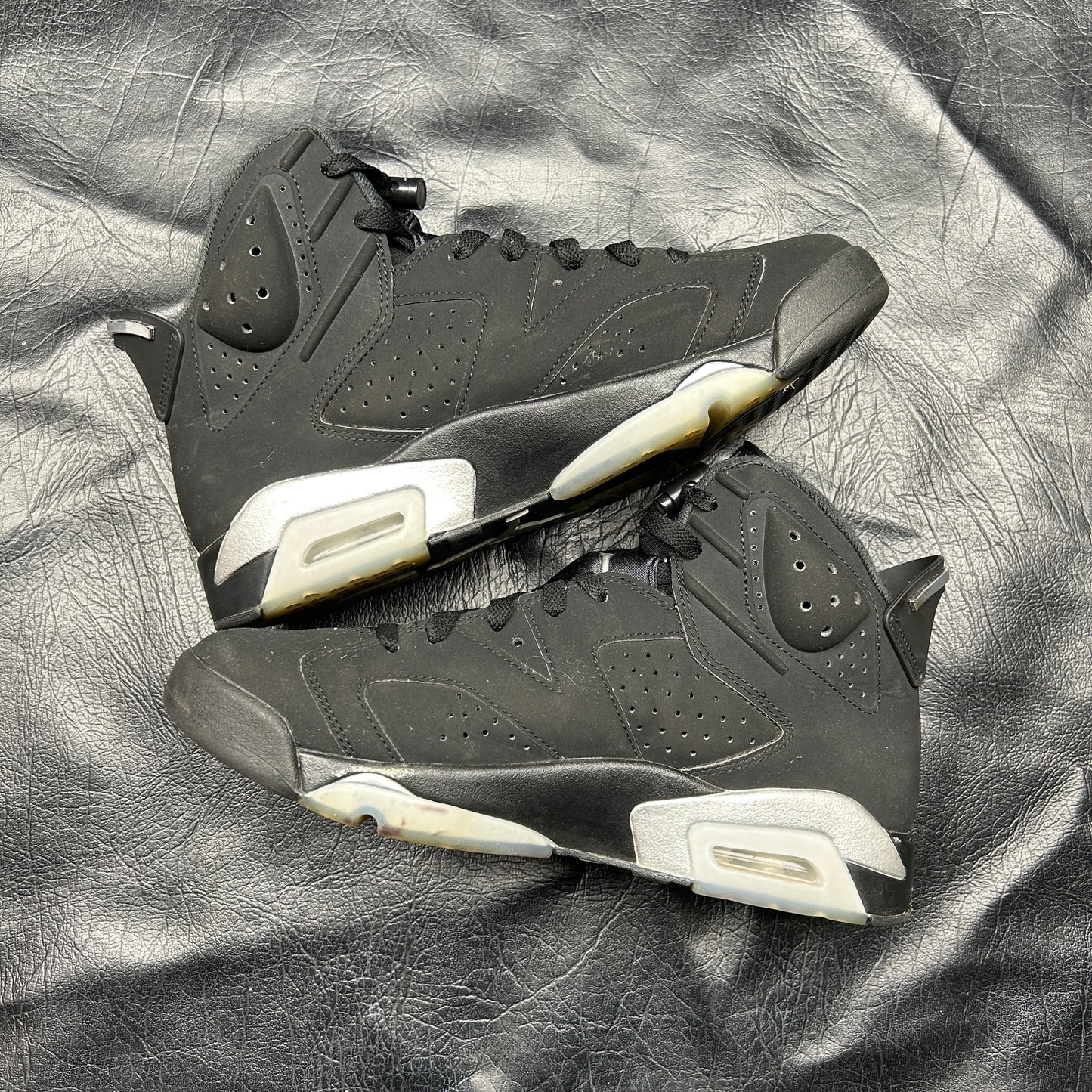 Jordan 6 Retro Chrome (Pre-Owned) Size 8.5