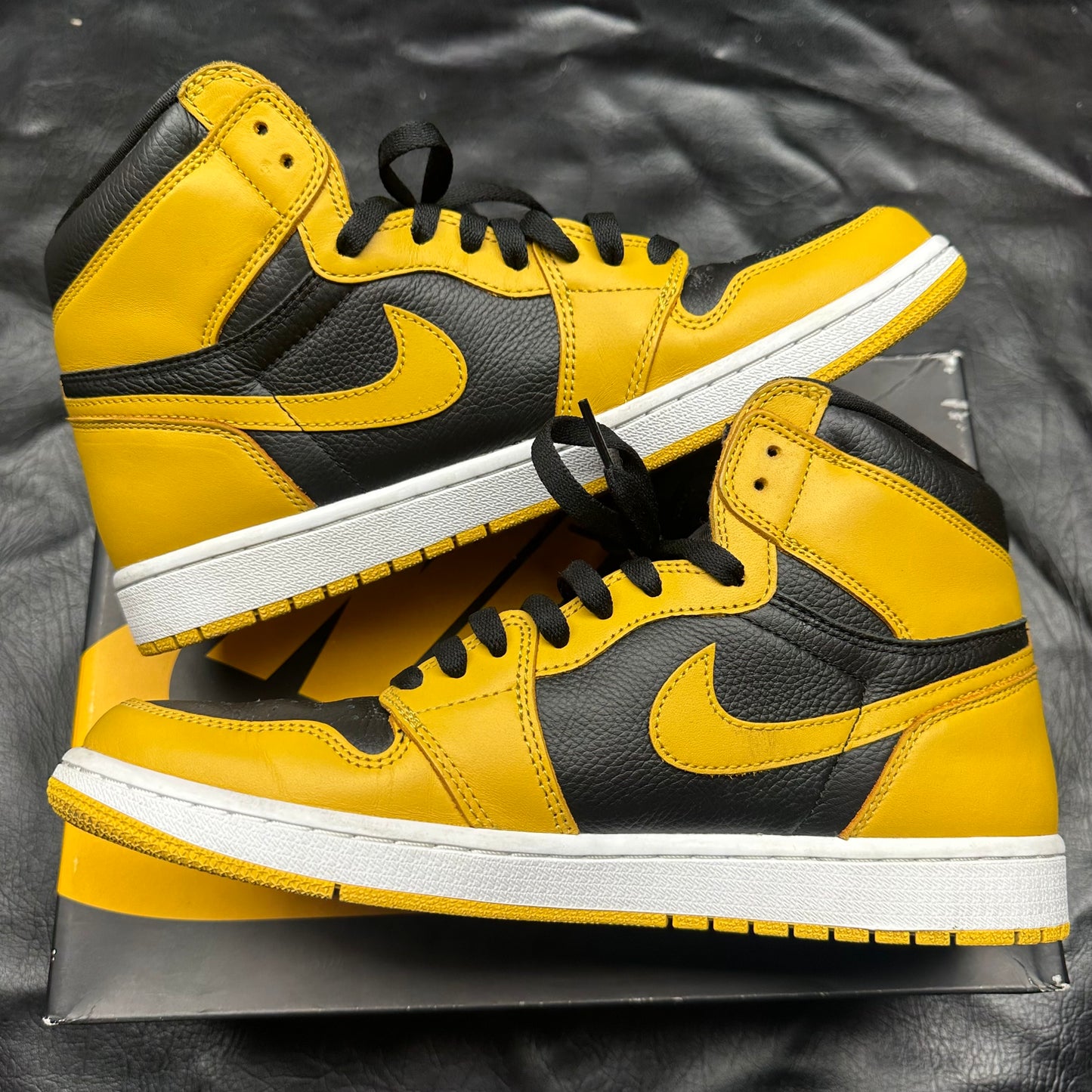 Jordan 1 Retro Pollen (Pre-Owned) (10.5)