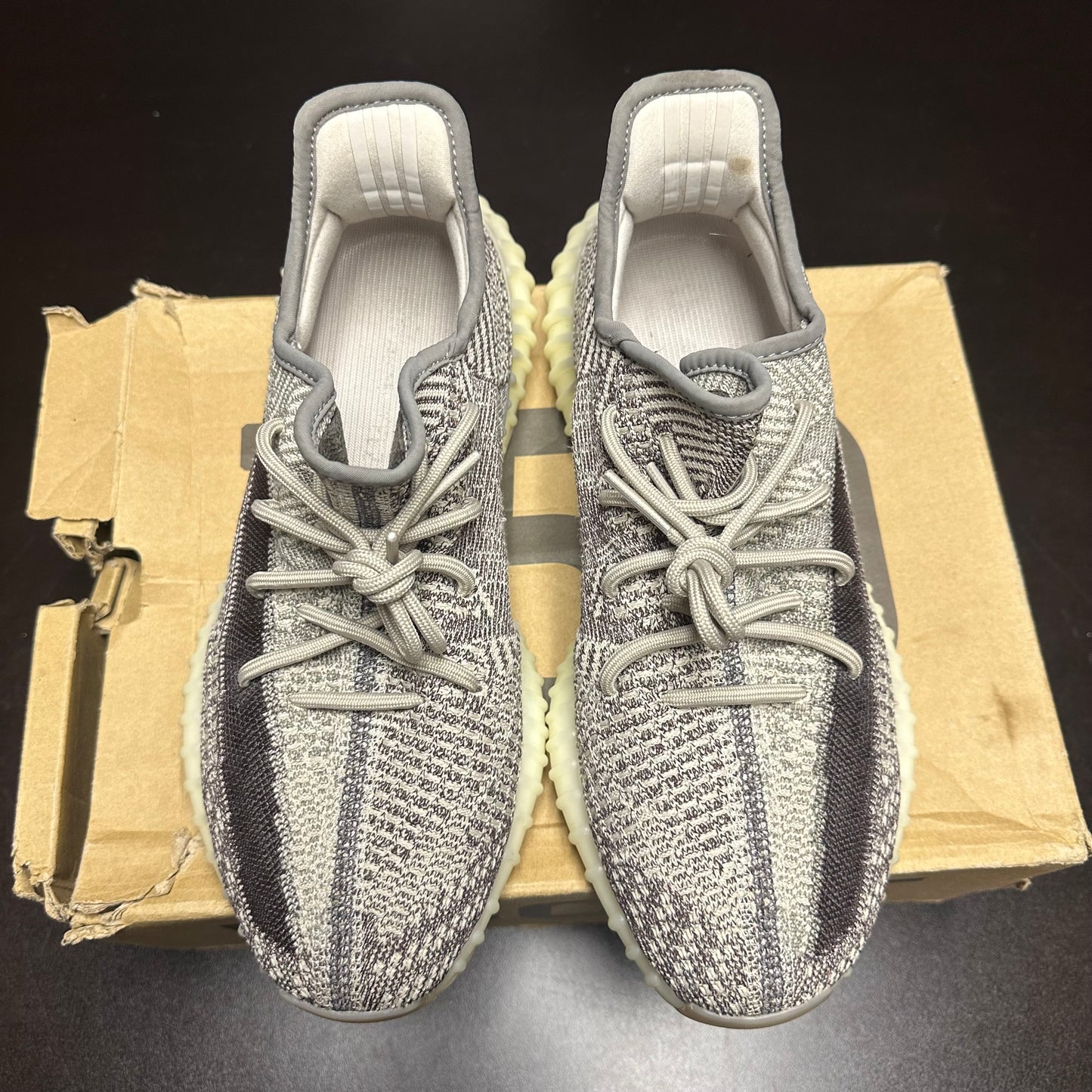 Yeezy Boost 350 V2 Zyon (Pre-Owned) (10)