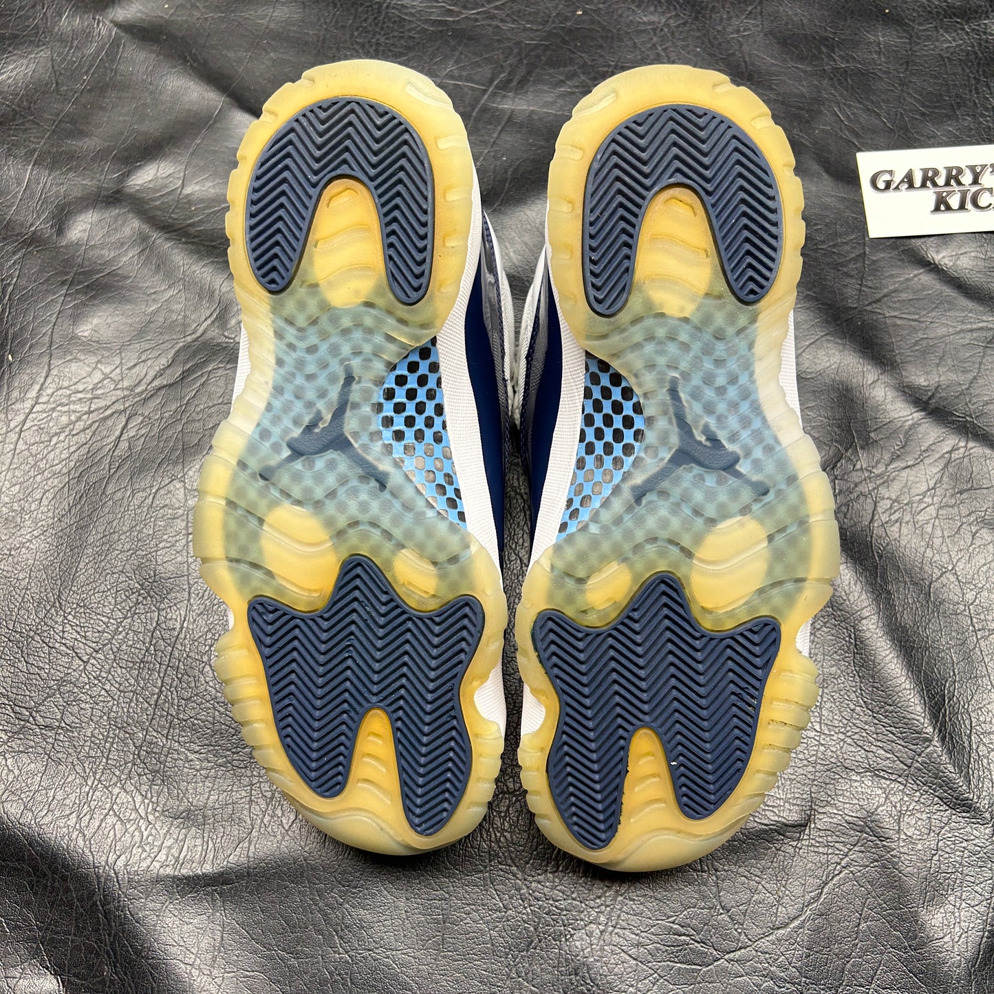 Jordan 11 Retro Win Like 82 (Pre-Owned) Size 9