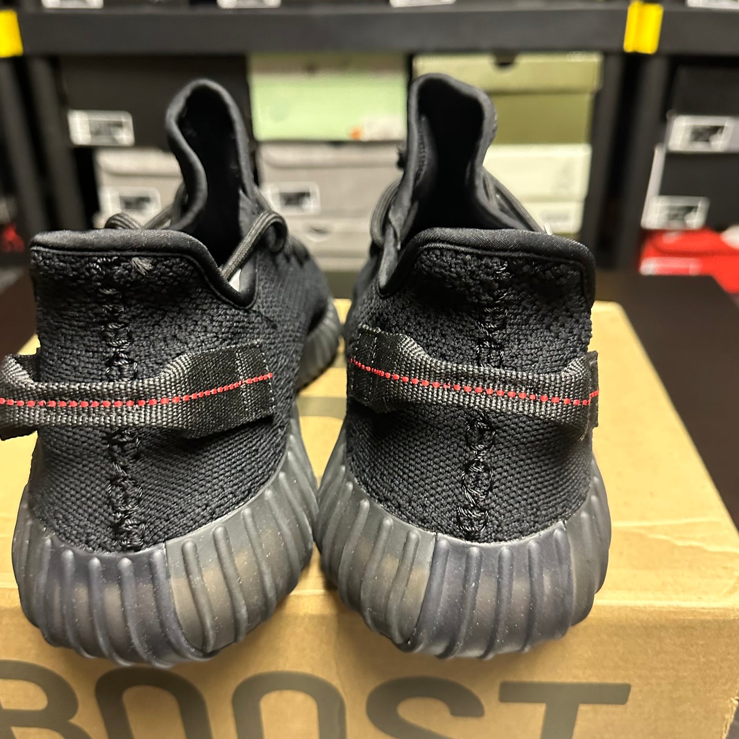 Yeezy Boost 350 V2 Bred