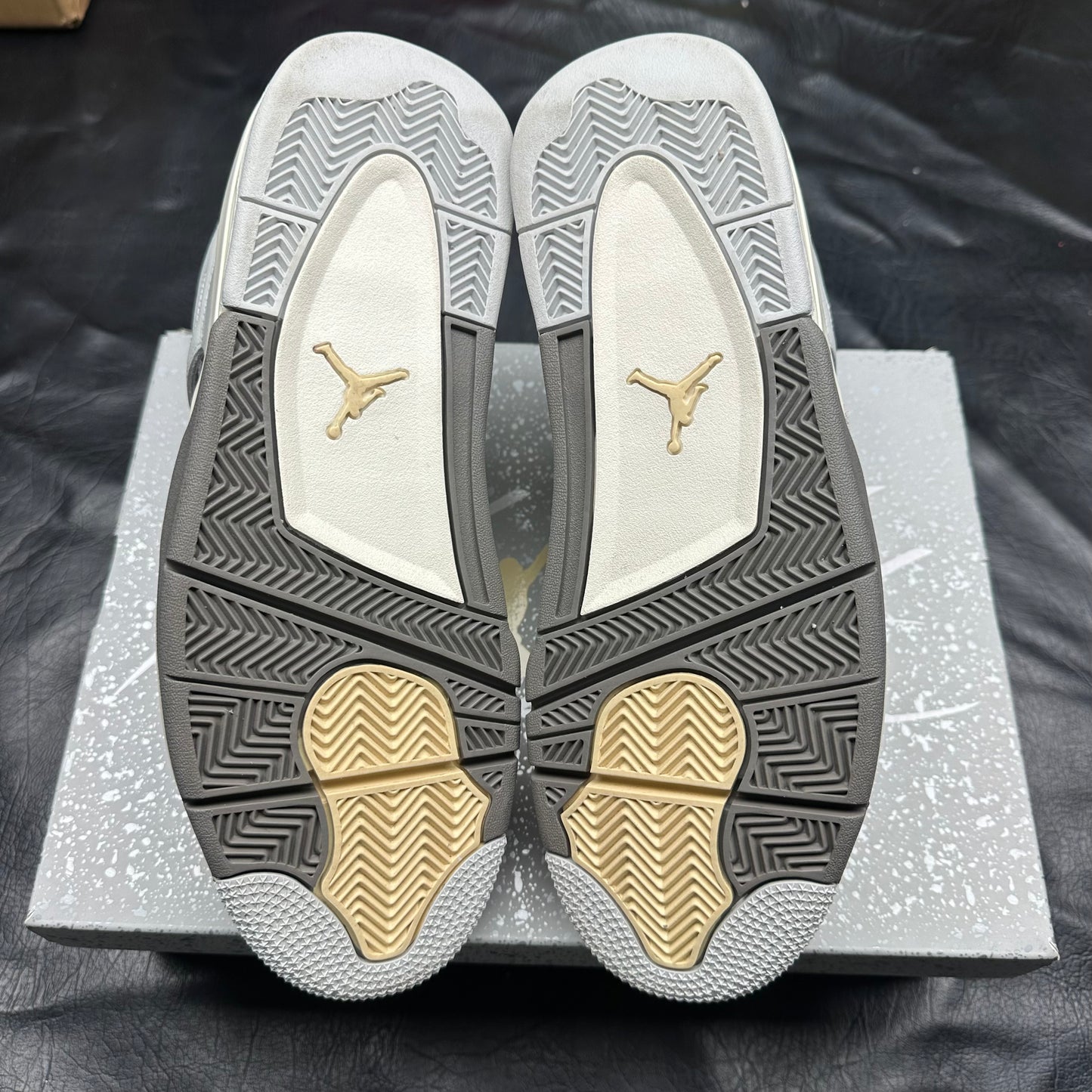 Jordan 4 Retro Craft Photon Dust (Pre-Owned) (10.5)