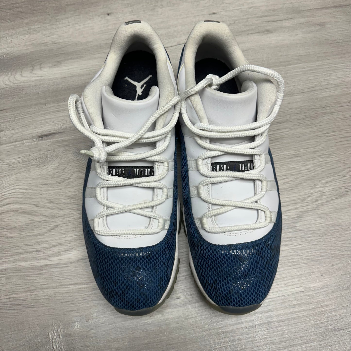 Jordan 11 Low Snakeskin (Pre-Owned) (13) *NO BOX*