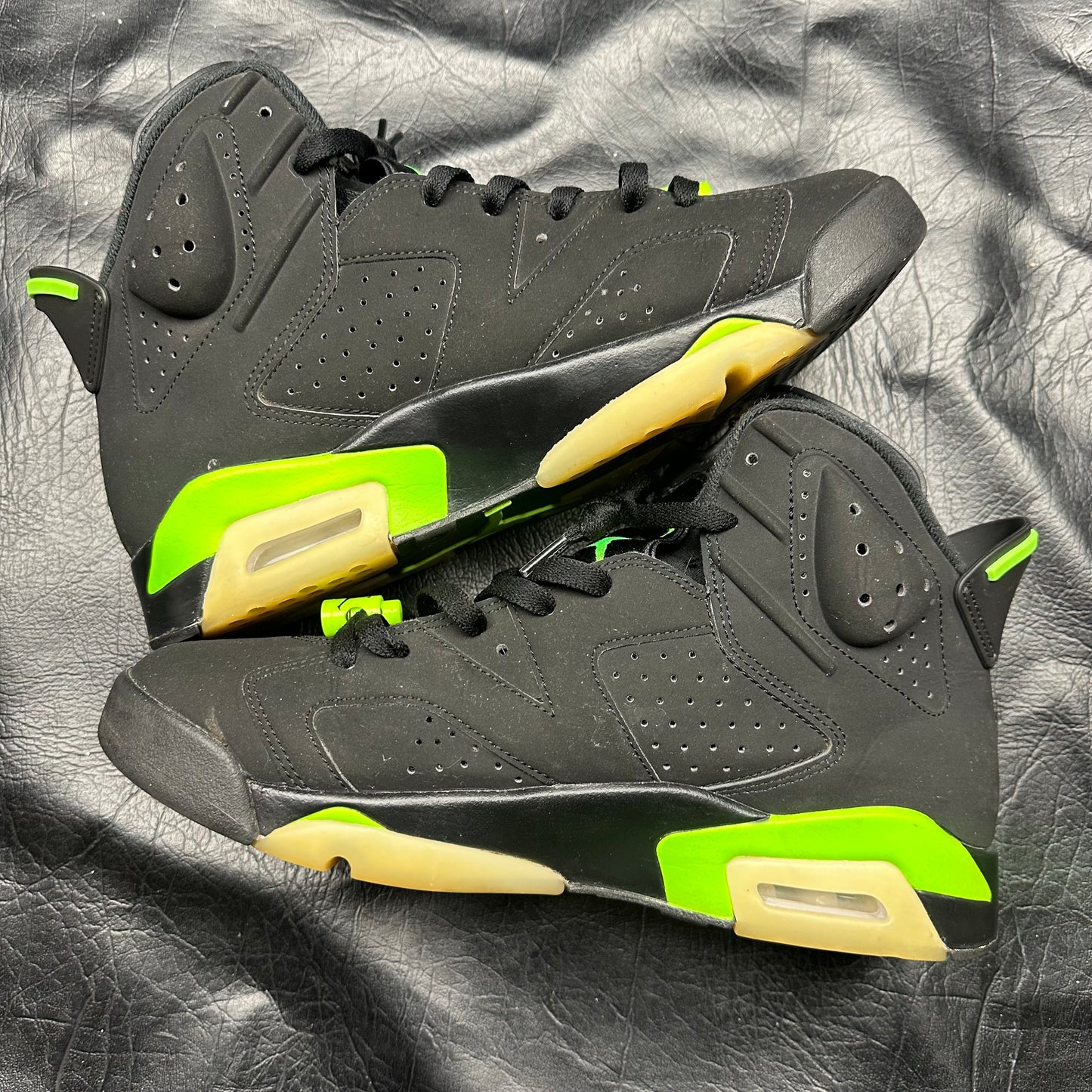 Jordan 6 Retro Electric Green (Pre-Owned) (10) *NO BOX*