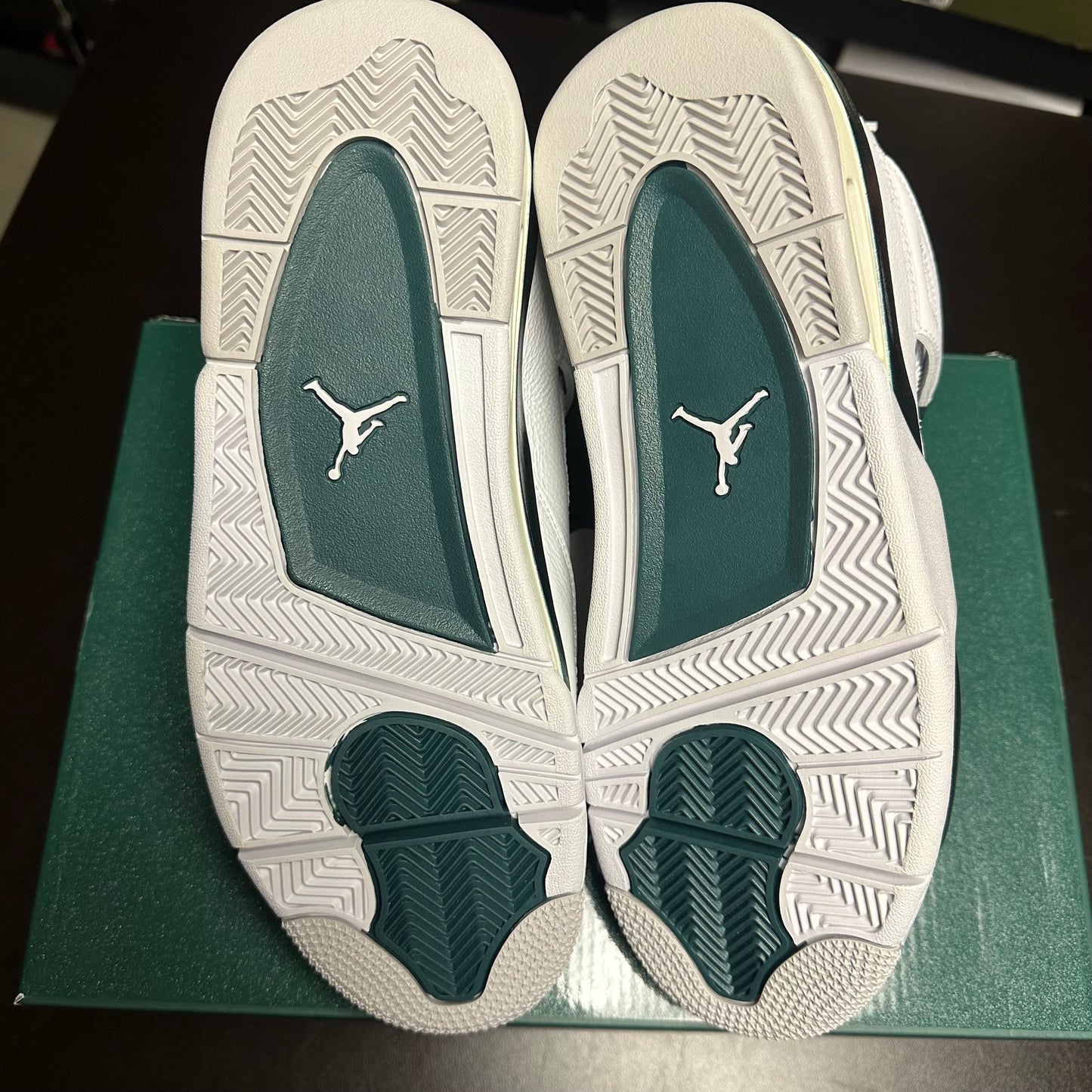 Jordan 4 Retro Oxidized Green