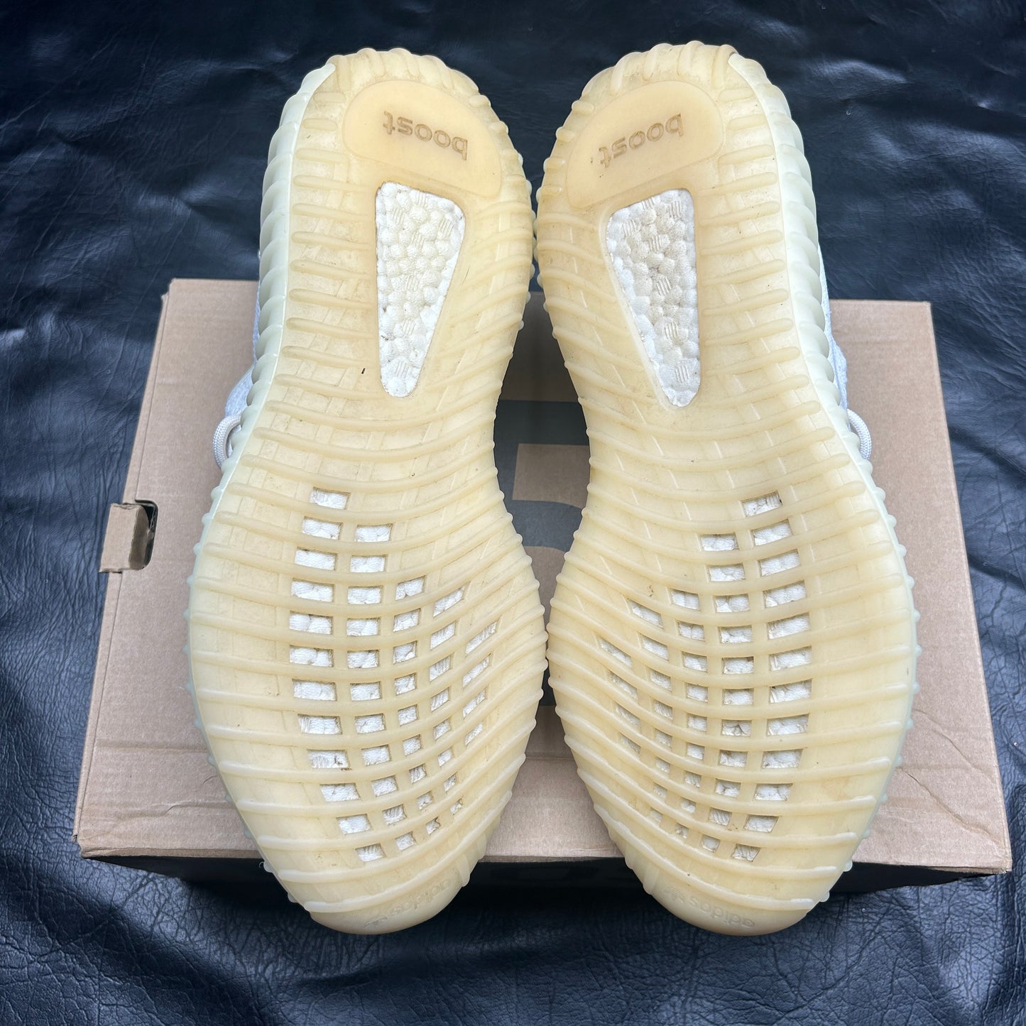 Yeezy Boost 350 V2 Cream (Pre-Owned) (10)