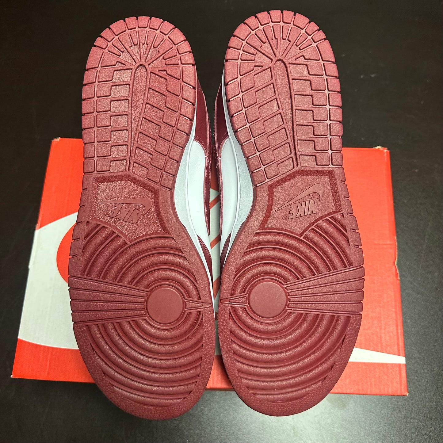 Nike Dunk Low Team Red