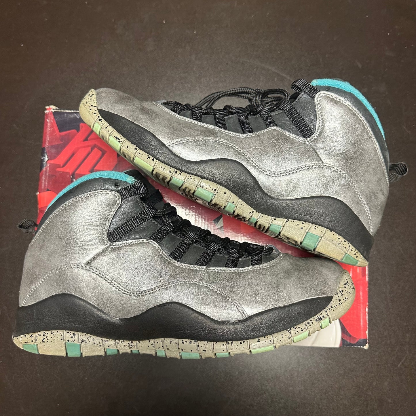 Jordan 10 Retro Lady Liberty (Pre-Owned) (9.5) *REPLACEMENT BOX*