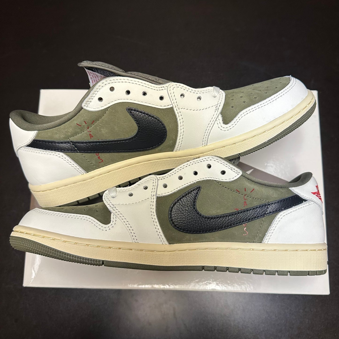 Jordan 1 Retro Low Travis Scott Medium Olive