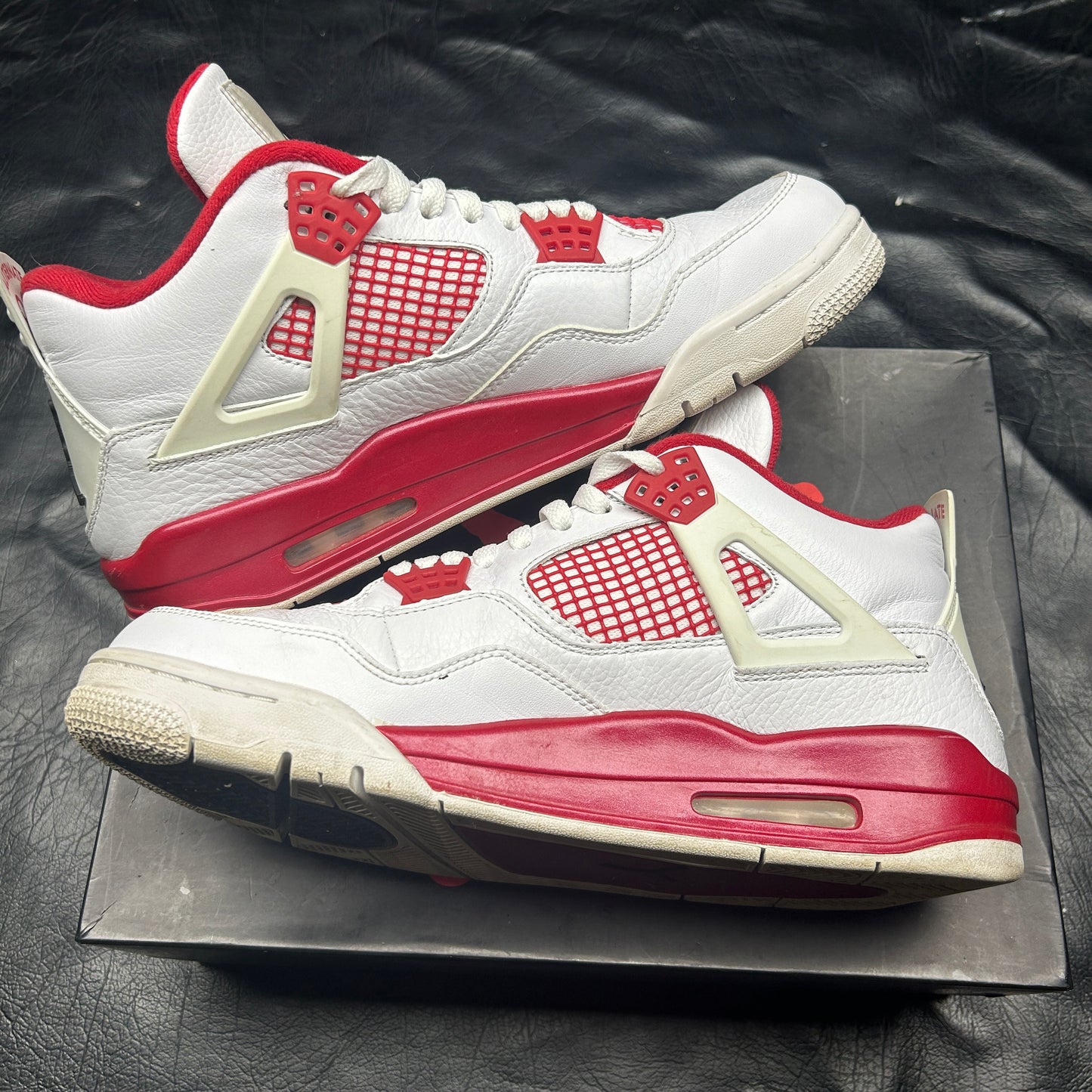 Jordan 4 Retro Alternate 89 (Pre-Owned) Size 11