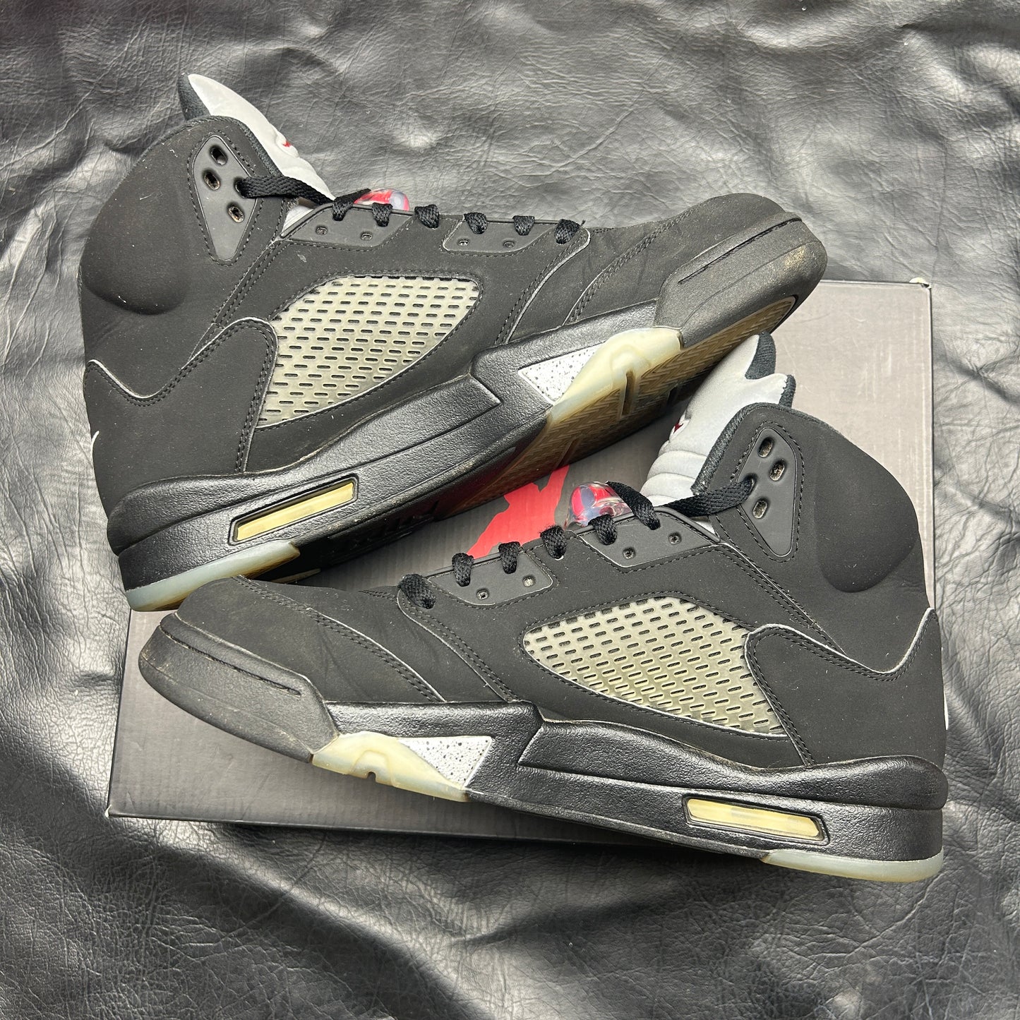 Jordan 5 Retro Metallic 2016 (Pre-Owned) Size 12