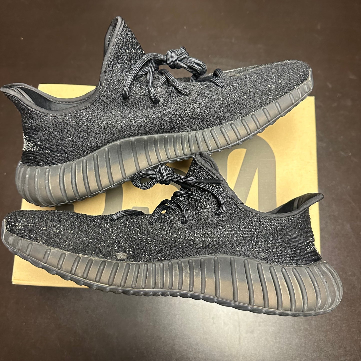 Yeezy Boost 350 V2 Oreo (Pre-Owned) (13)