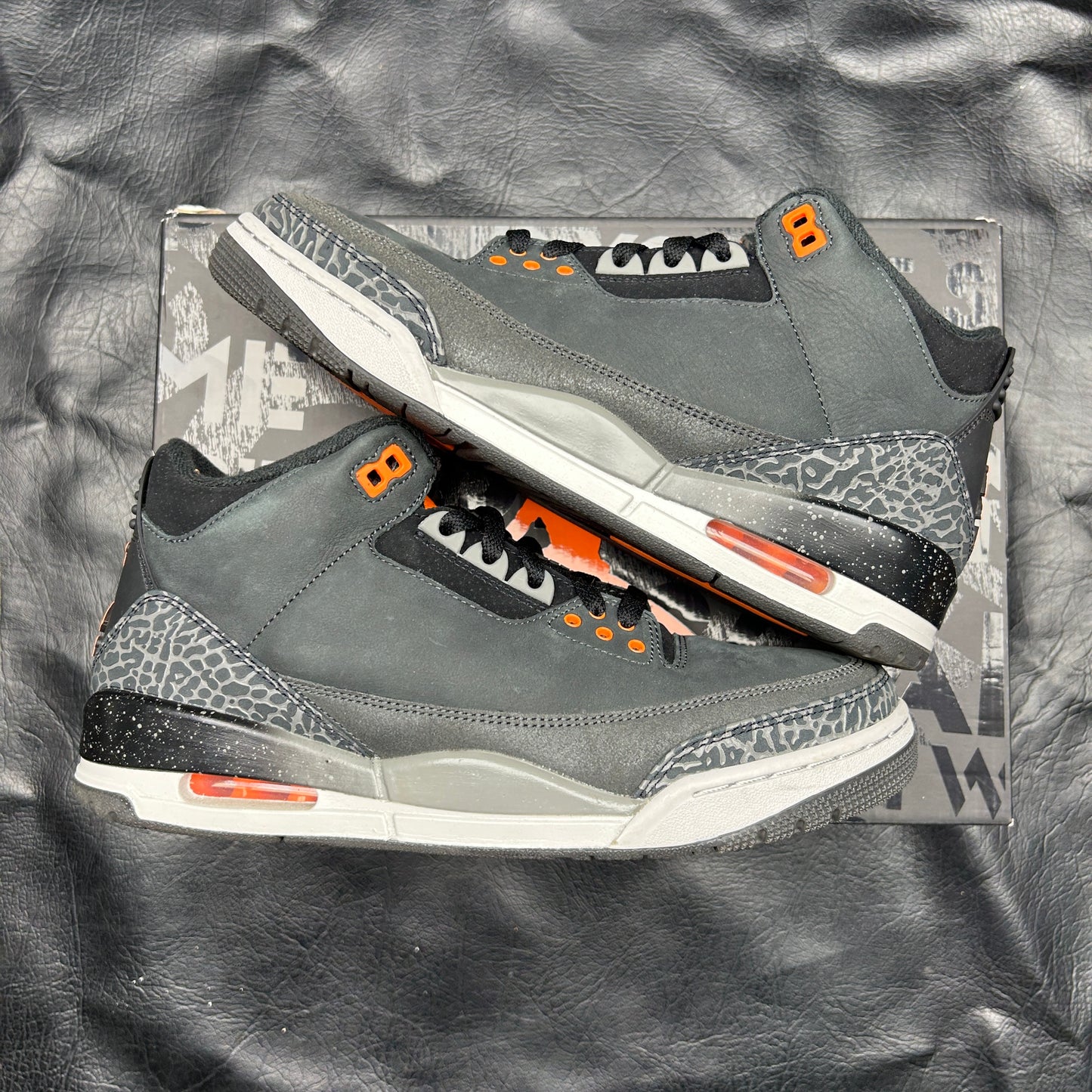 Jordan 3 Retro Fear (Pre-Owned) Size 9