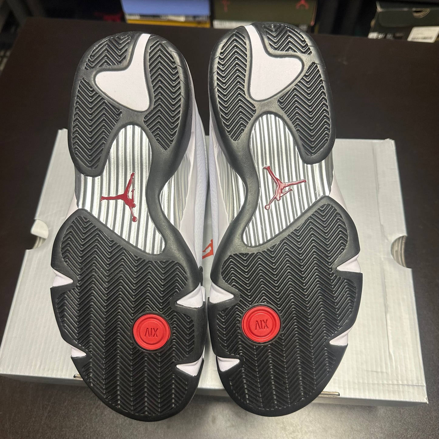 Jordan 14 Retro Black Toe