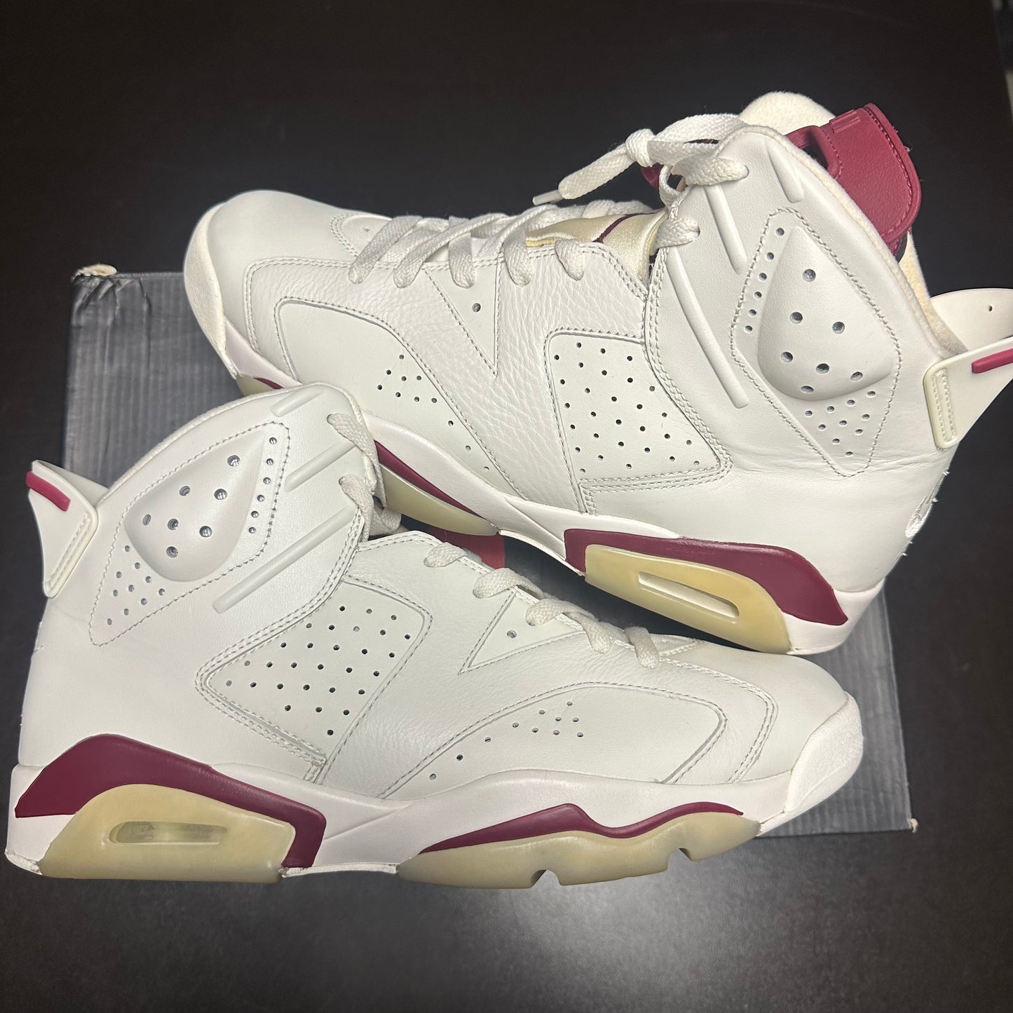 Jordan 6 Retro Maroon (Pre-Owned) (10.5)