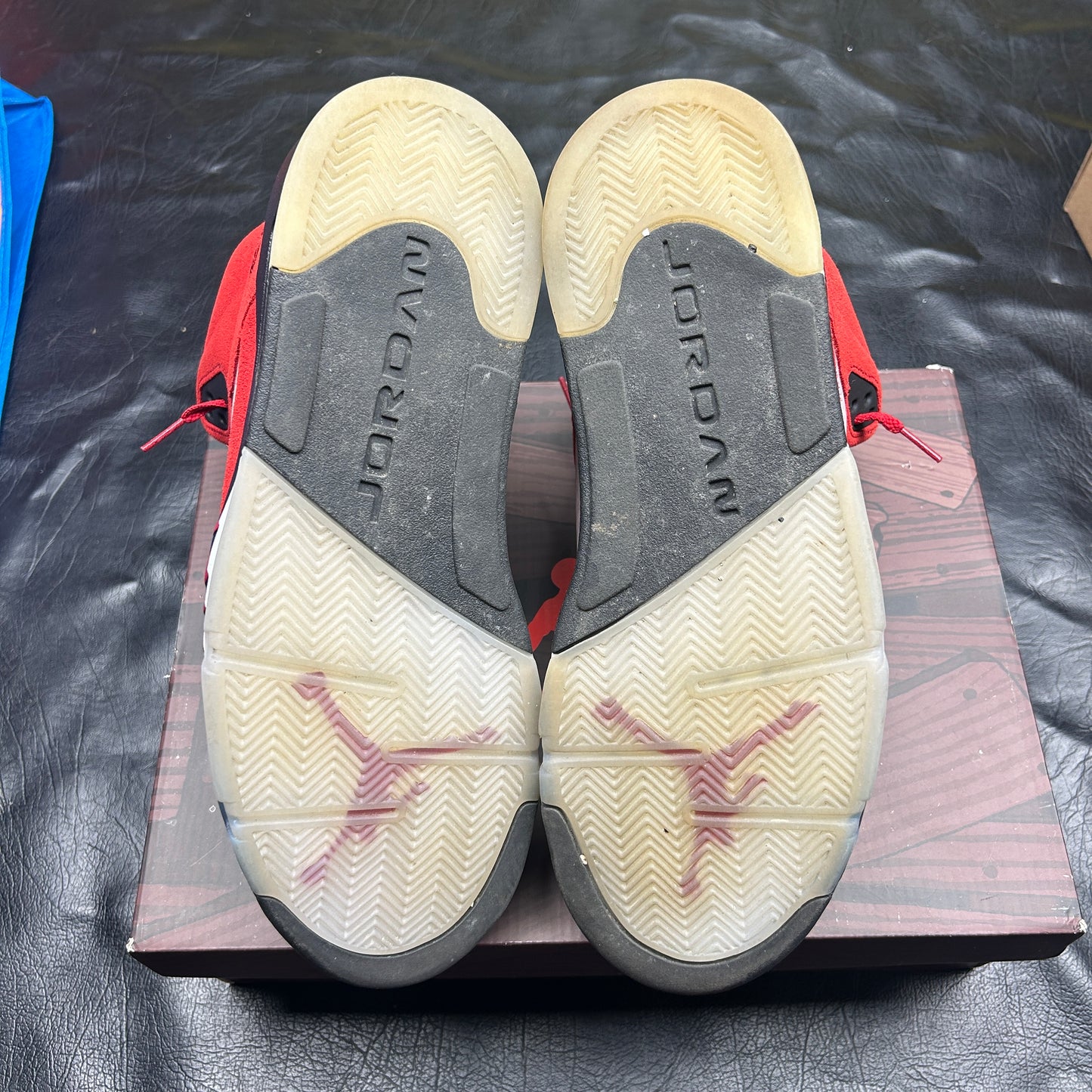 Jordan 5 Retro Raging Bulls (Pre-Owned) Size 12