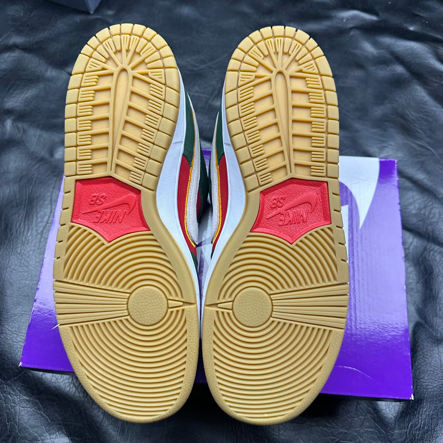 Nike SB Dunk Low Supersonics