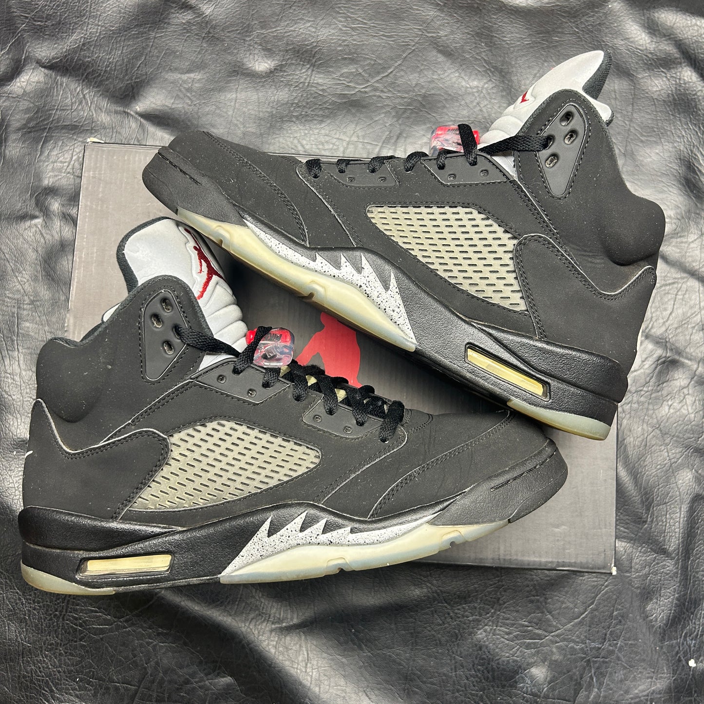 Jordan 5 Retro Metallic 2016 (Pre-Owned) Size 12