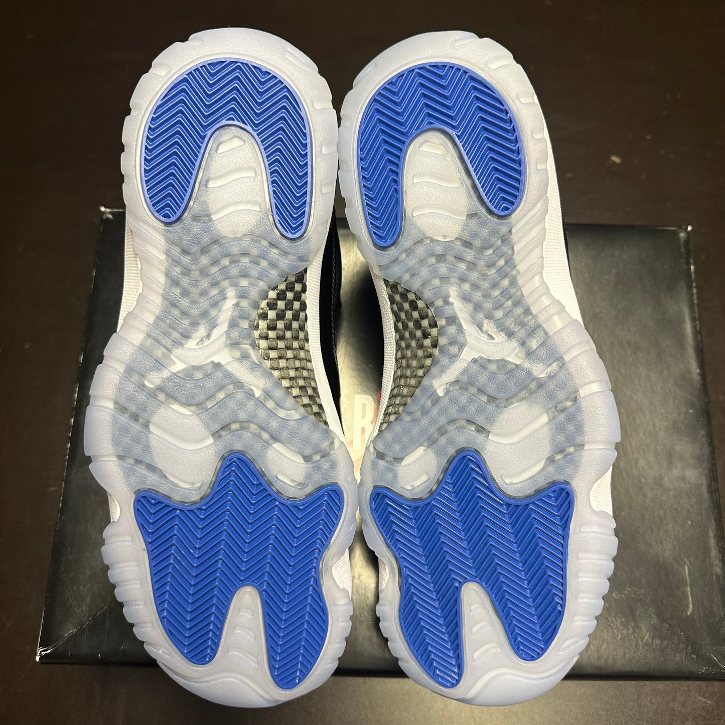 Jordan 11 Retro Low Space Jam