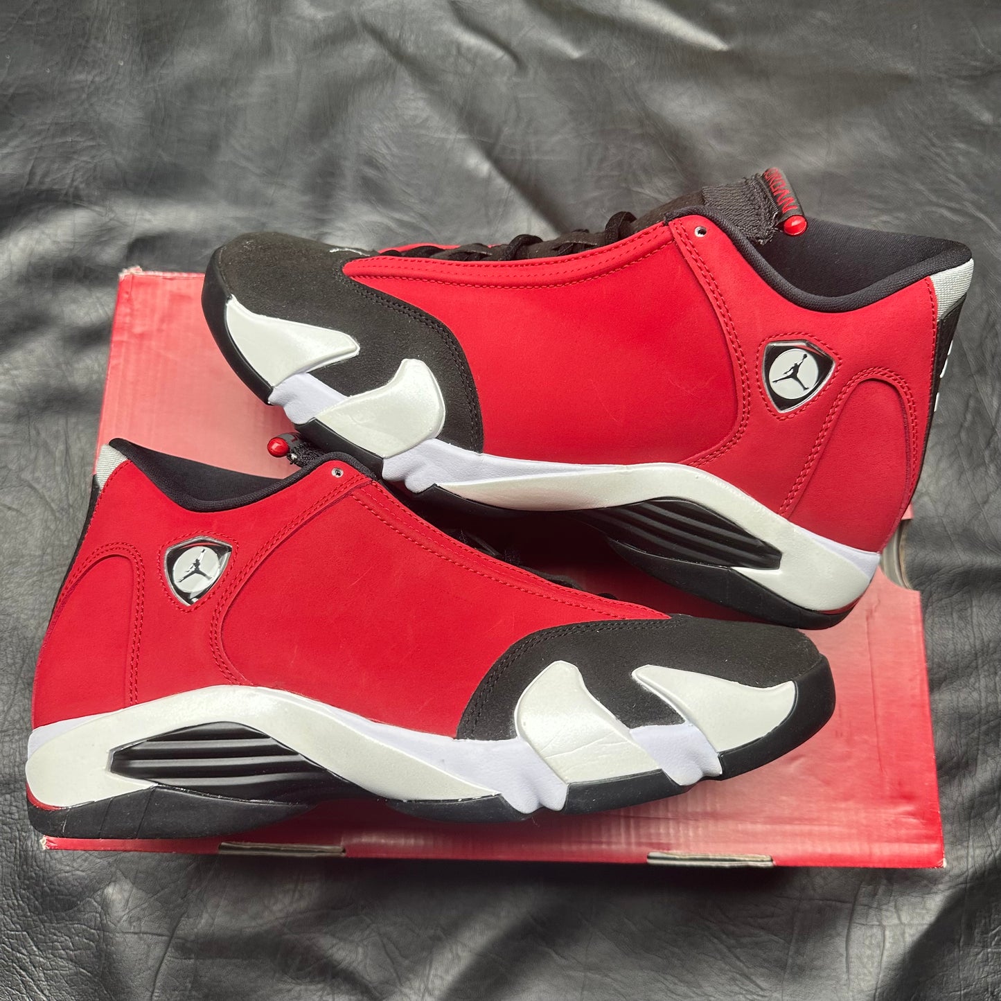 Jordan 14 Retro Toro Bravo