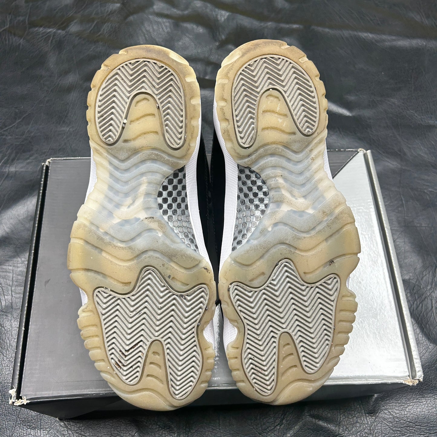 Jordan 11 Retro Jubilee (Pre-Owned) (8.5)