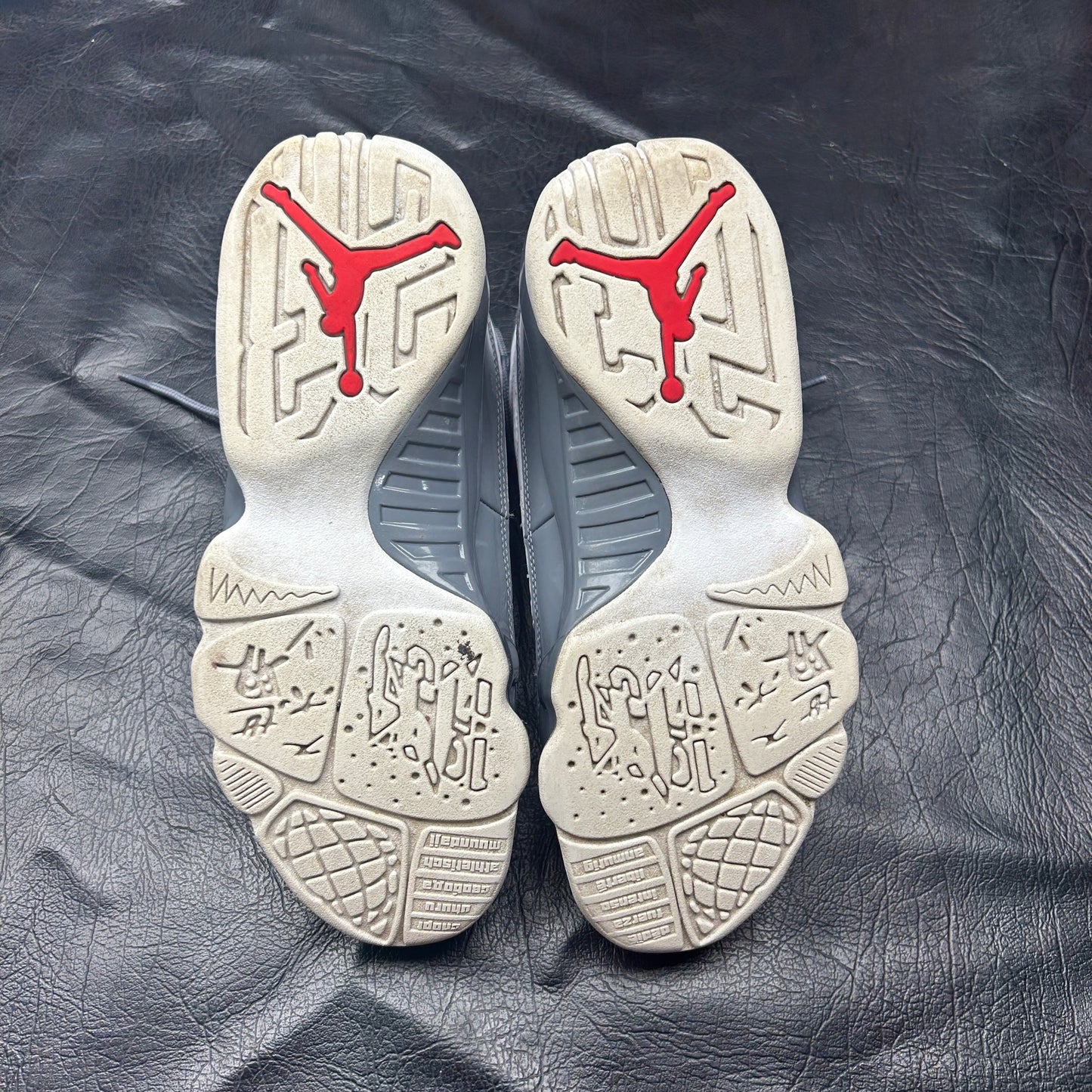 Jordan 9 Retro Fire Red (Pre-Owned) Size 7