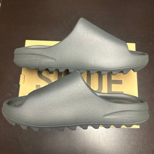 Yeezy Slide Dark Onyx