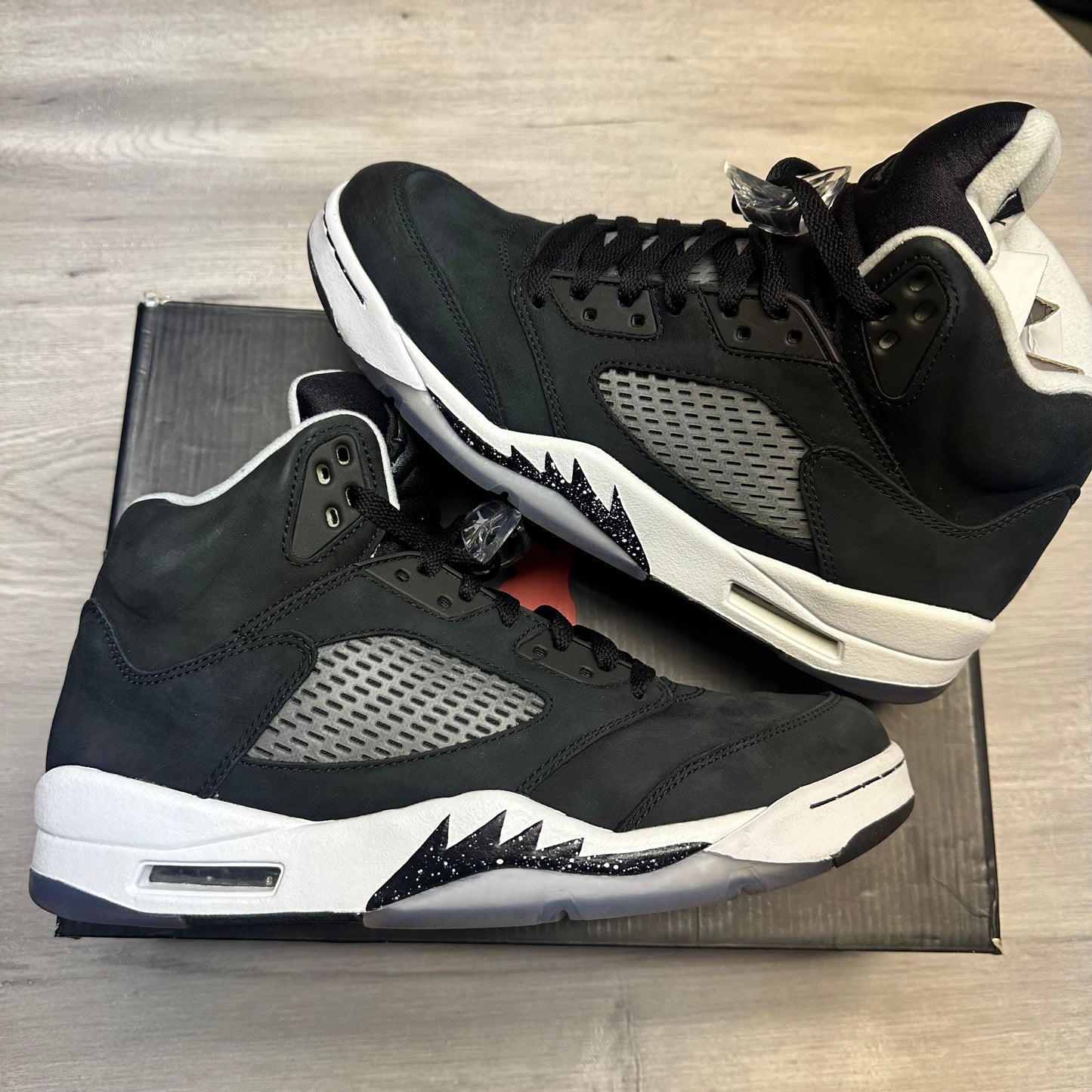 Jordan 5 Retro Oreo (Pre-Owned) (9.5)