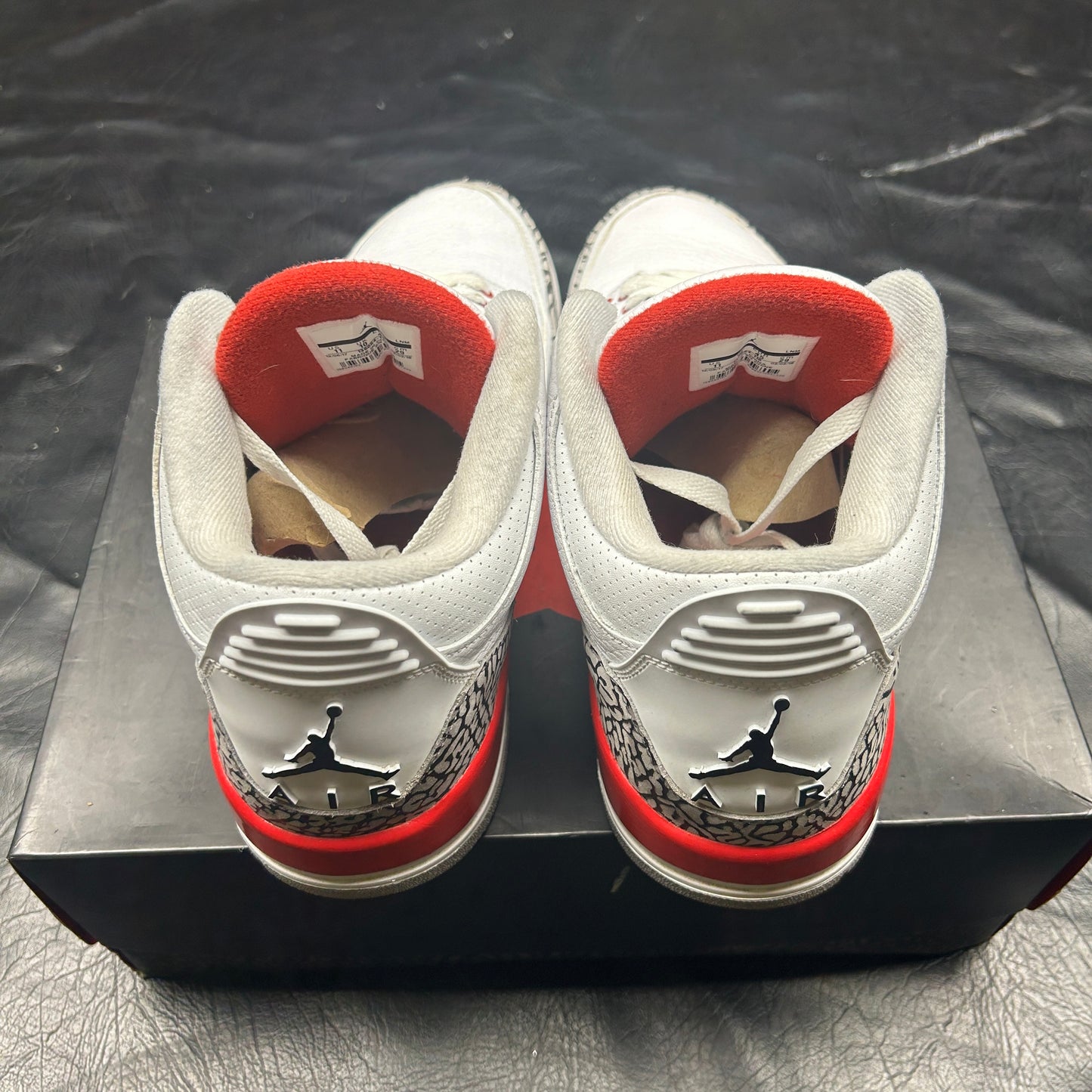 Jordan 3 Retro Hall of Fame (Pre-Owned) Size 11
