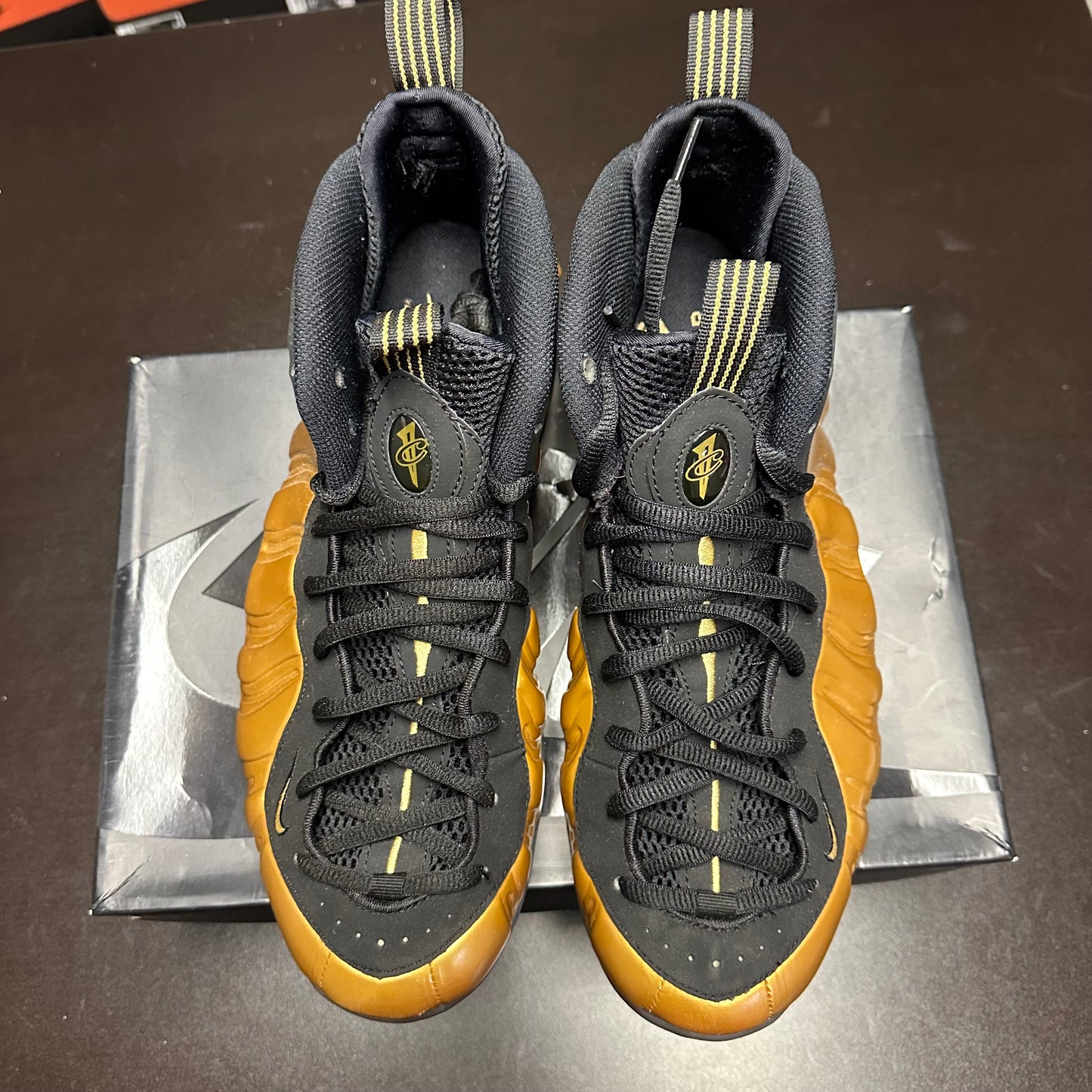 Nike Air Foamposite One Metallic Gold (Pre-Owned) (13)