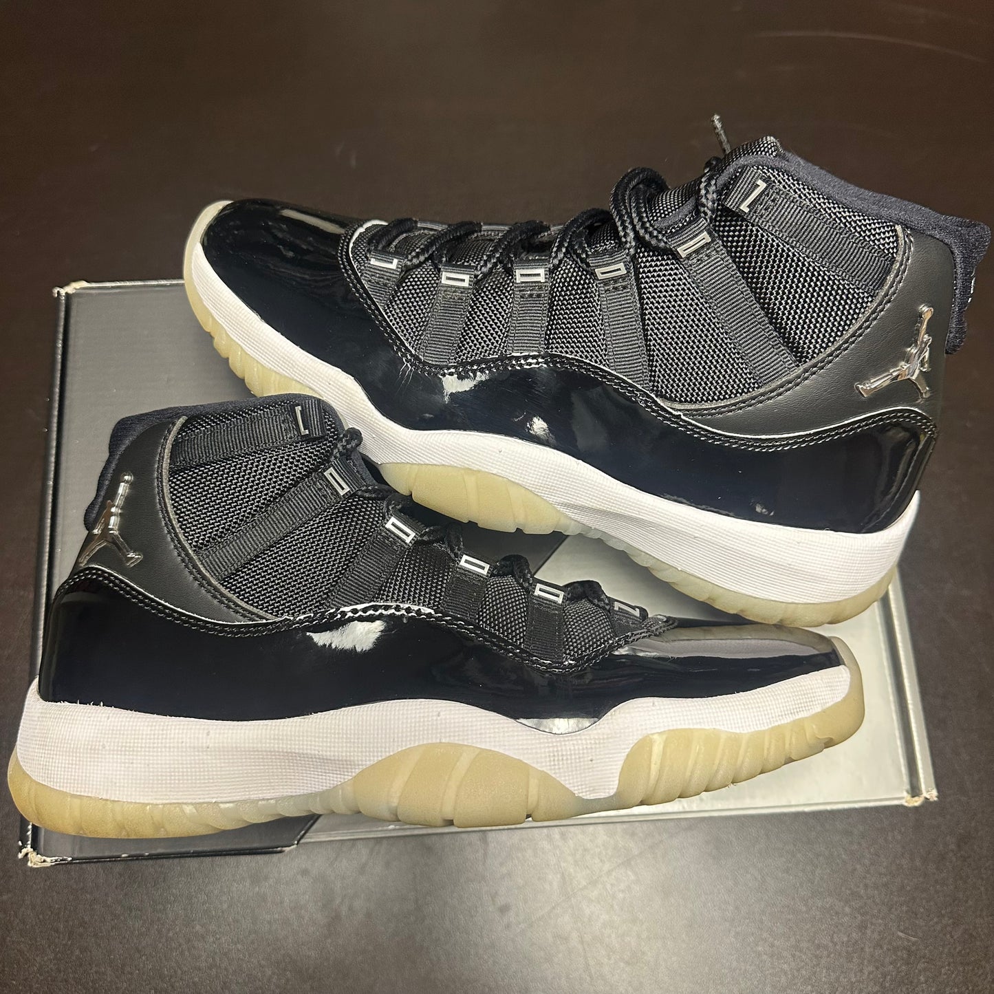 Jordan 11 Retro Jubilee (Pre-Owned) (8.5)