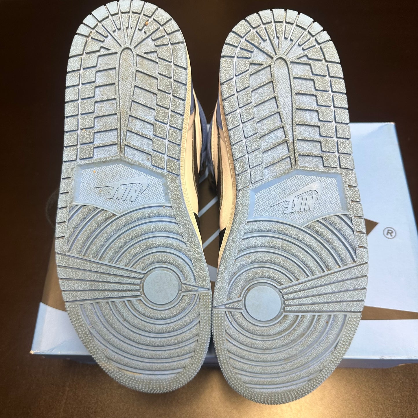 Jordan 1 Retro High UNC Toe (Pre-Owned) (9)